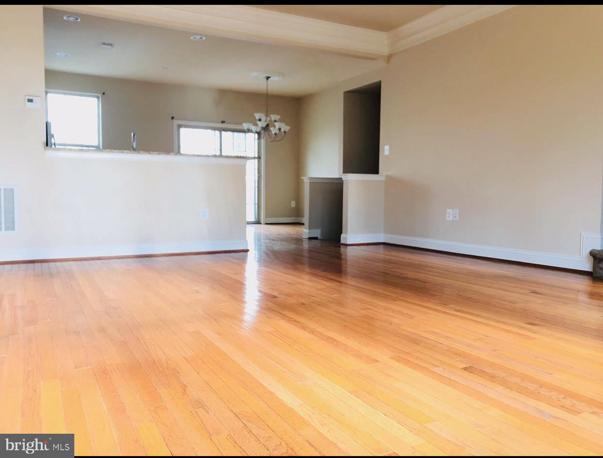 TRIANGLE HIGHLANDS CONDO - Residential Lease