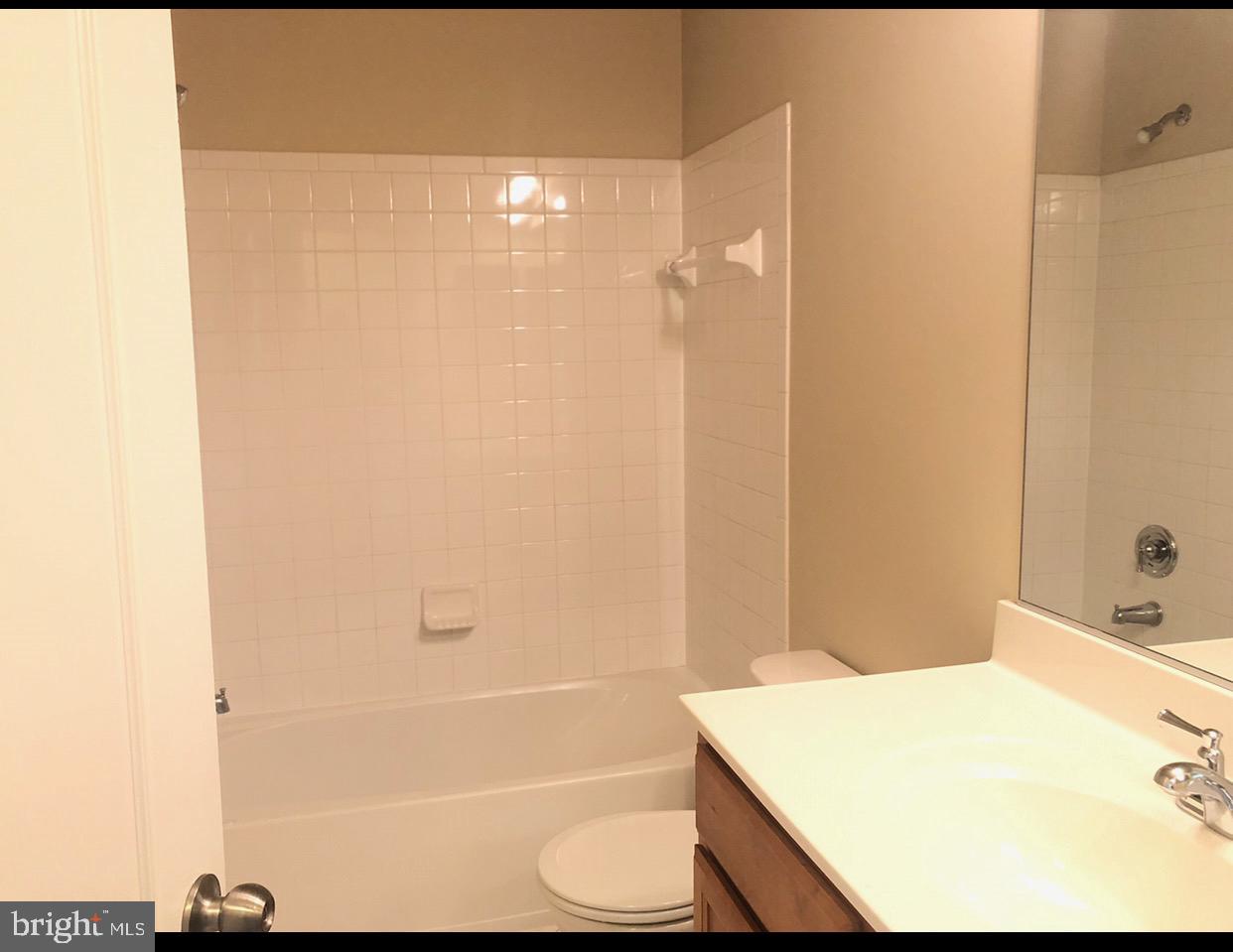 TRIANGLE HIGHLANDS CONDO - Residential Lease