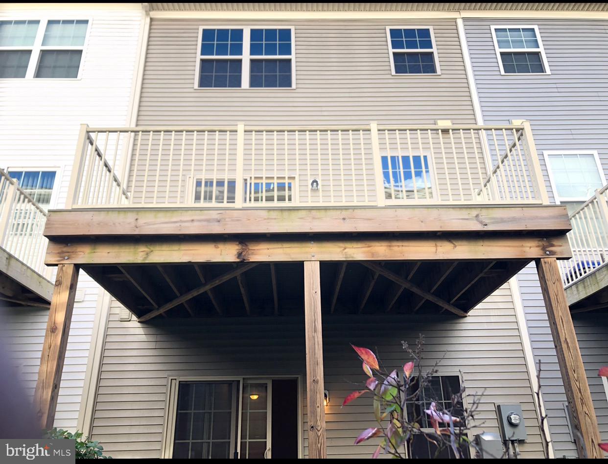 TRIANGLE HIGHLANDS CONDO - Residential Lease