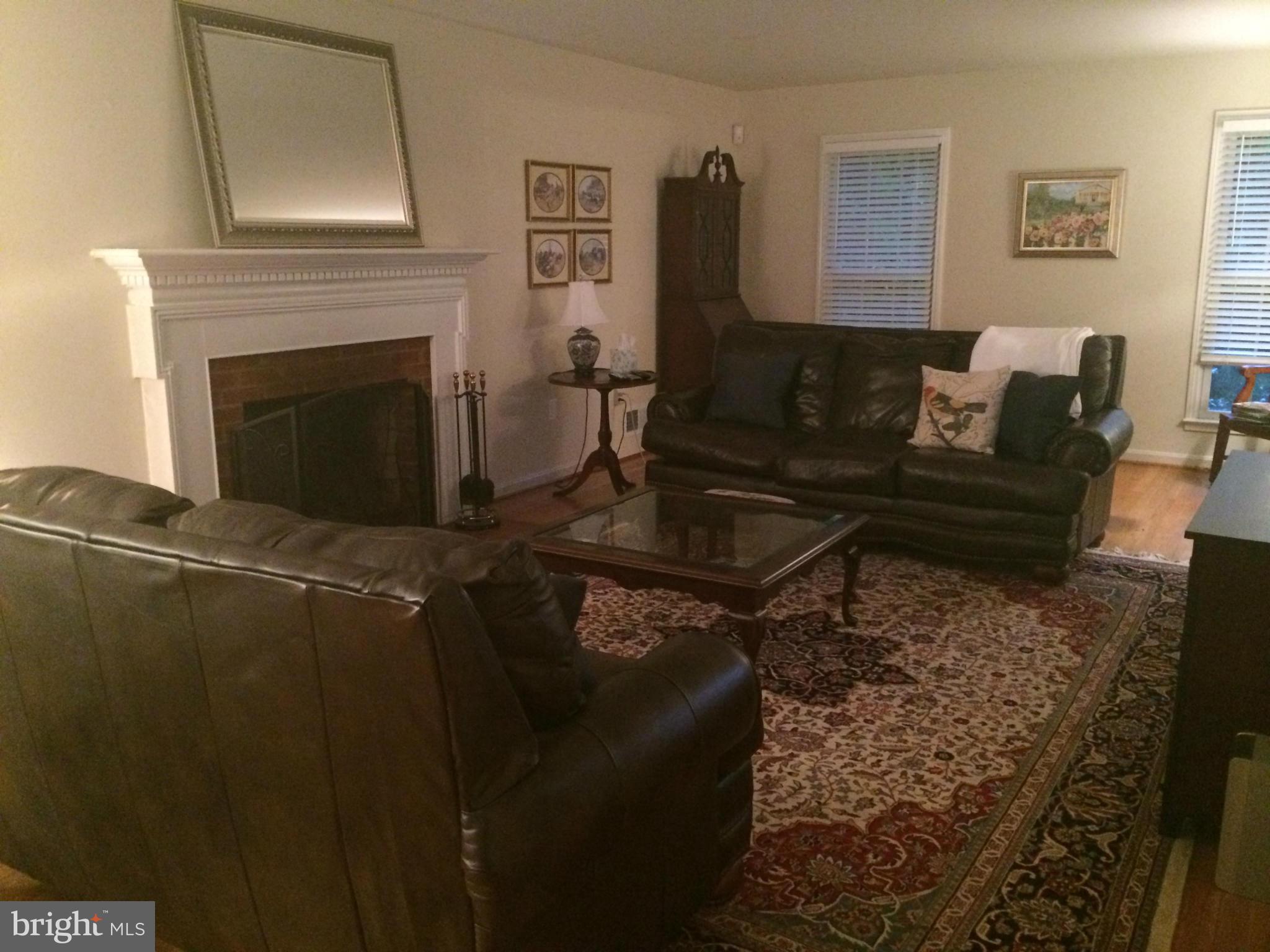 SPRING VALLEY FOREST - Residential Lease