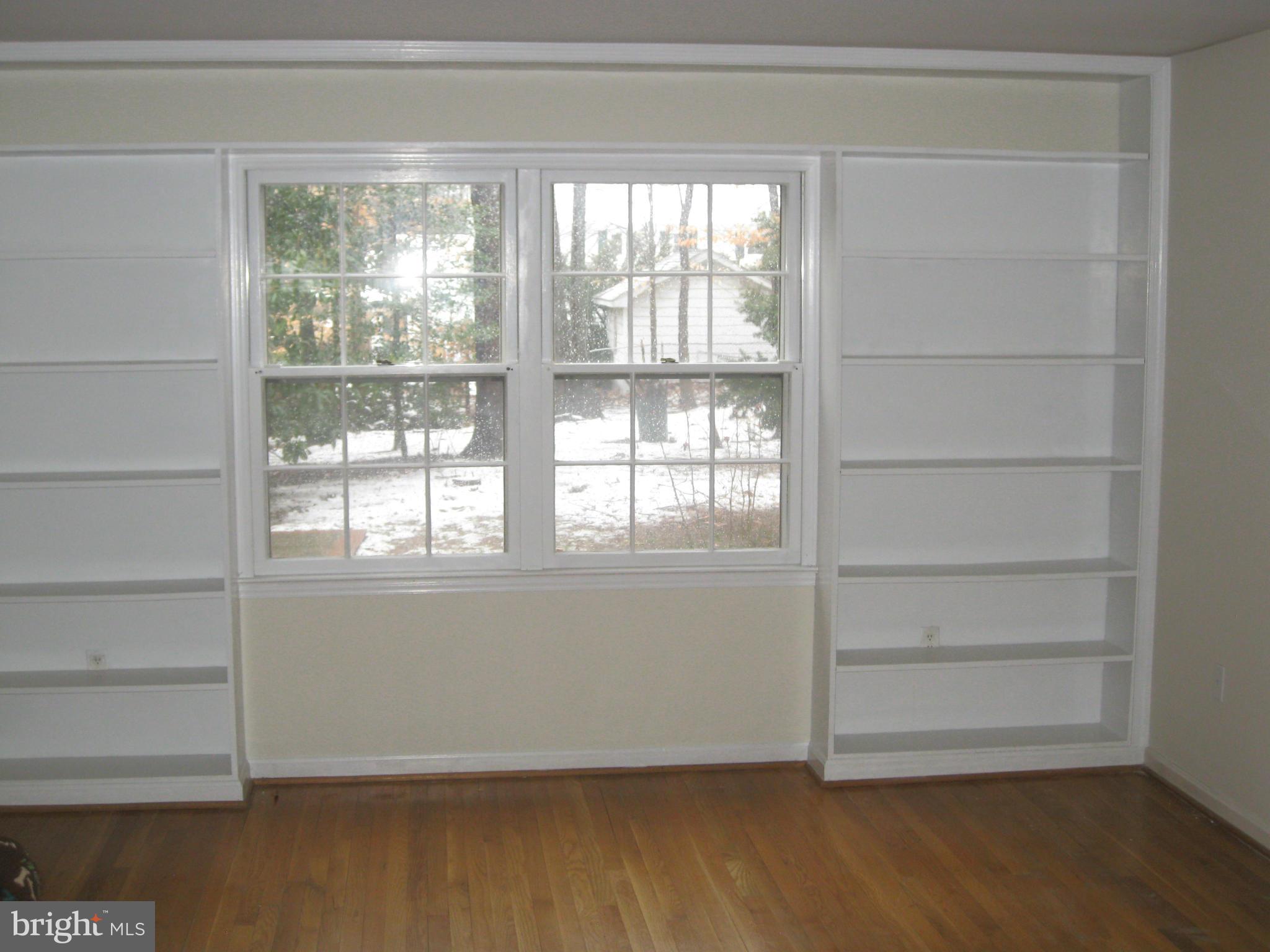 SPRING VALLEY FOREST - Residential Lease