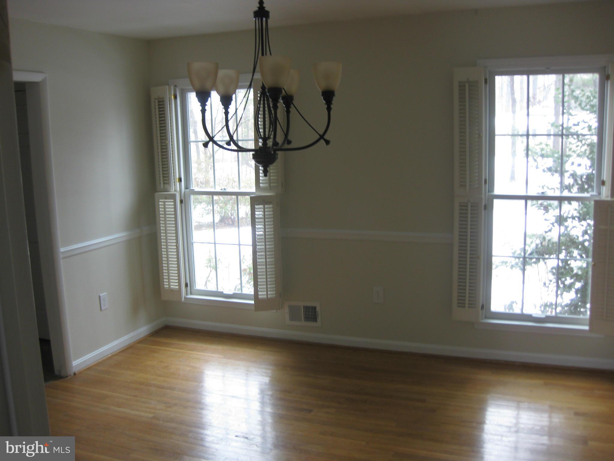 SPRING VALLEY FOREST - Residential Lease