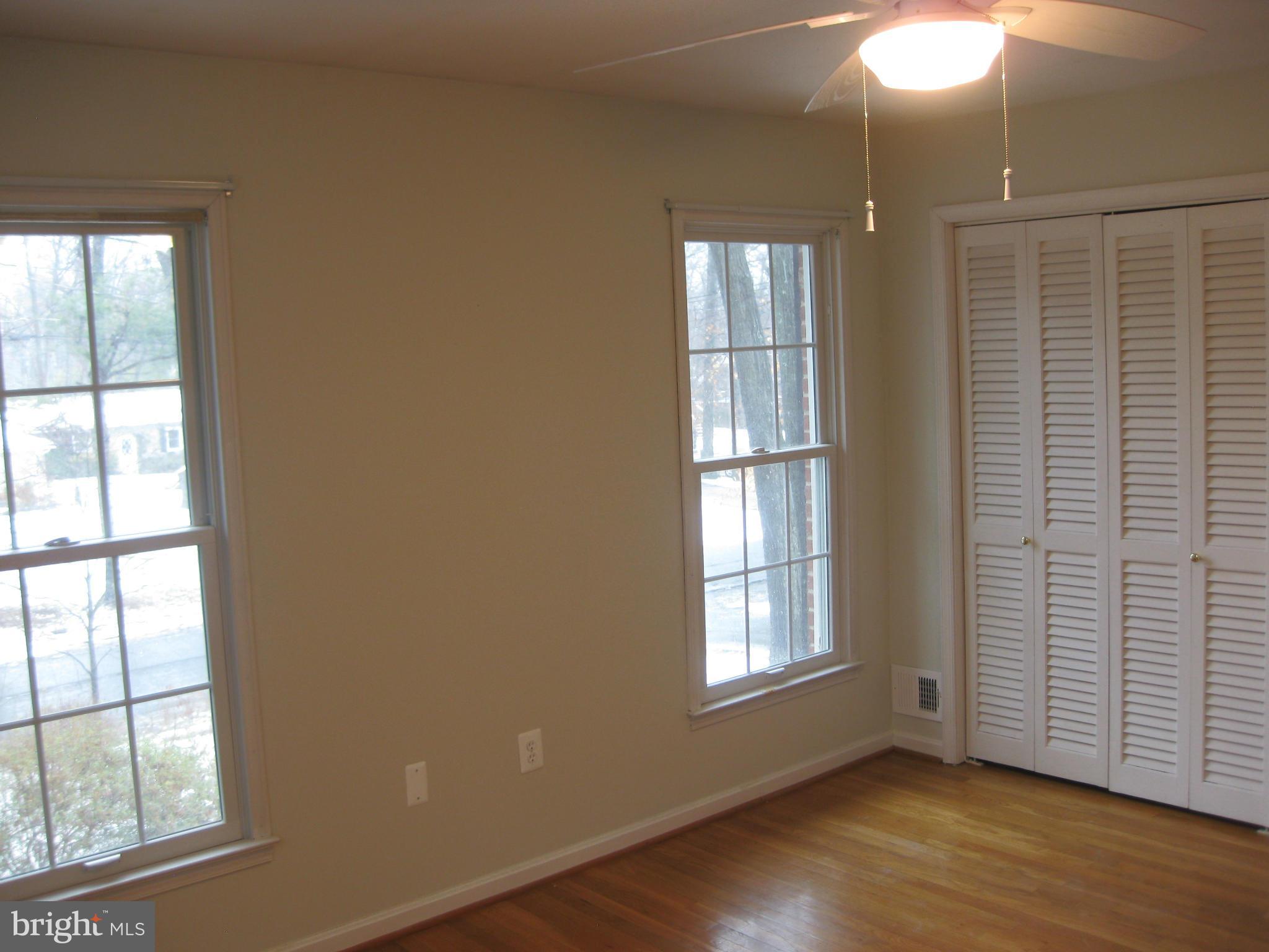 SPRING VALLEY FOREST - Residential Lease