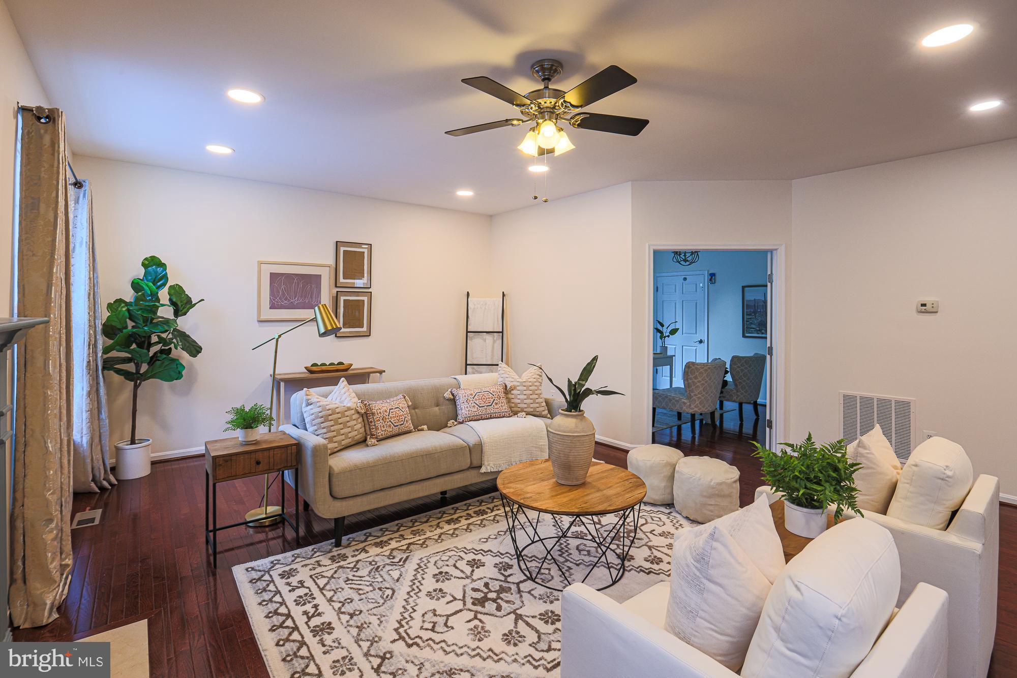THE PARKE AT MOUNT WASHINGTON - Residential