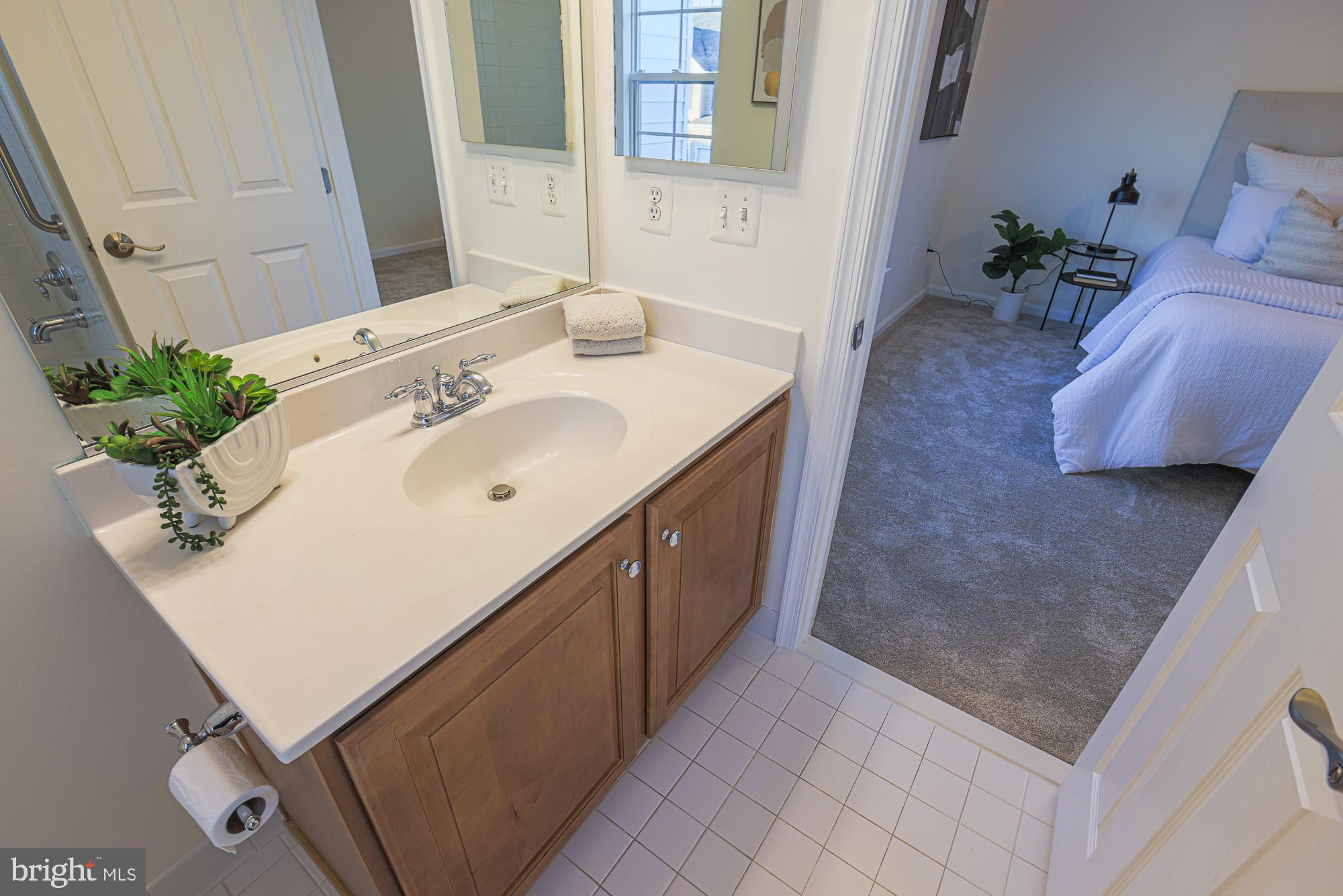 THE PARKE AT MOUNT WASHINGTON - Residential