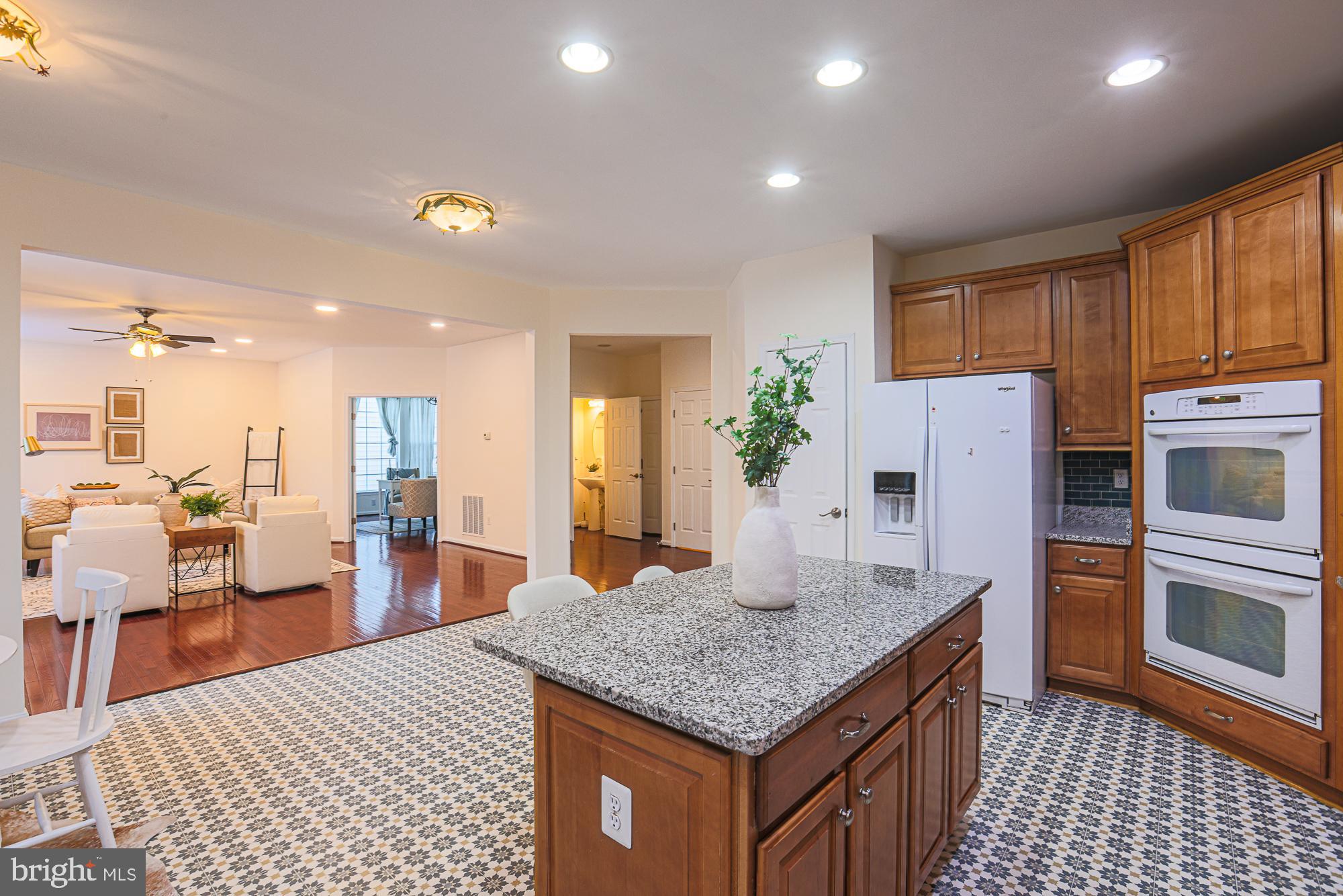 THE PARKE AT MOUNT WASHINGTON - Residential