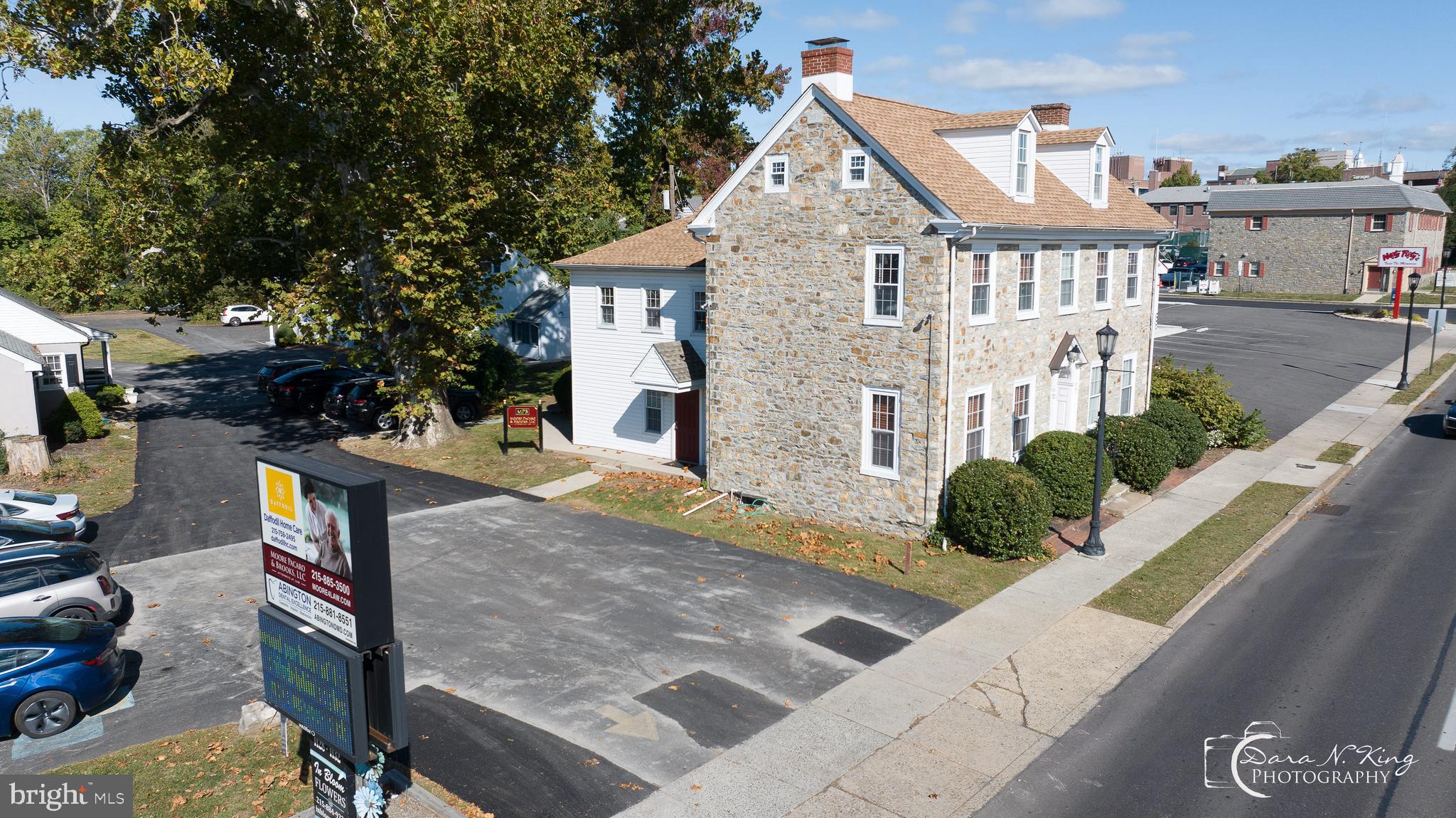 Free standing three (3) story stone & frame professional office building referenced as Unit #1 having a 31.75% interest in Abington Courtyard Condominium. Excellent visibility along well traveled (28,000 + Average Daily Traffic) Old York Road located approximately two blocks south of Jefferson Abington Hospital. Exterior signage & on-site dedicated parking.
Formerly a private residence renovated and converted into an law firm office. Zoning permits a wide variety of Uses including multi-unit residential; apartment; boarding house; bed & breakfast; retail; and others.