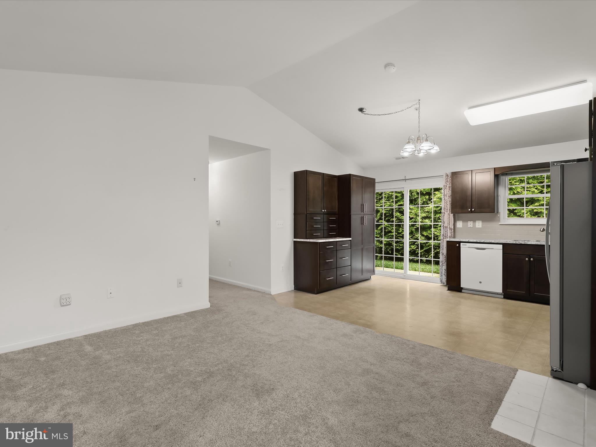 WINIFRED MANOR - Residential