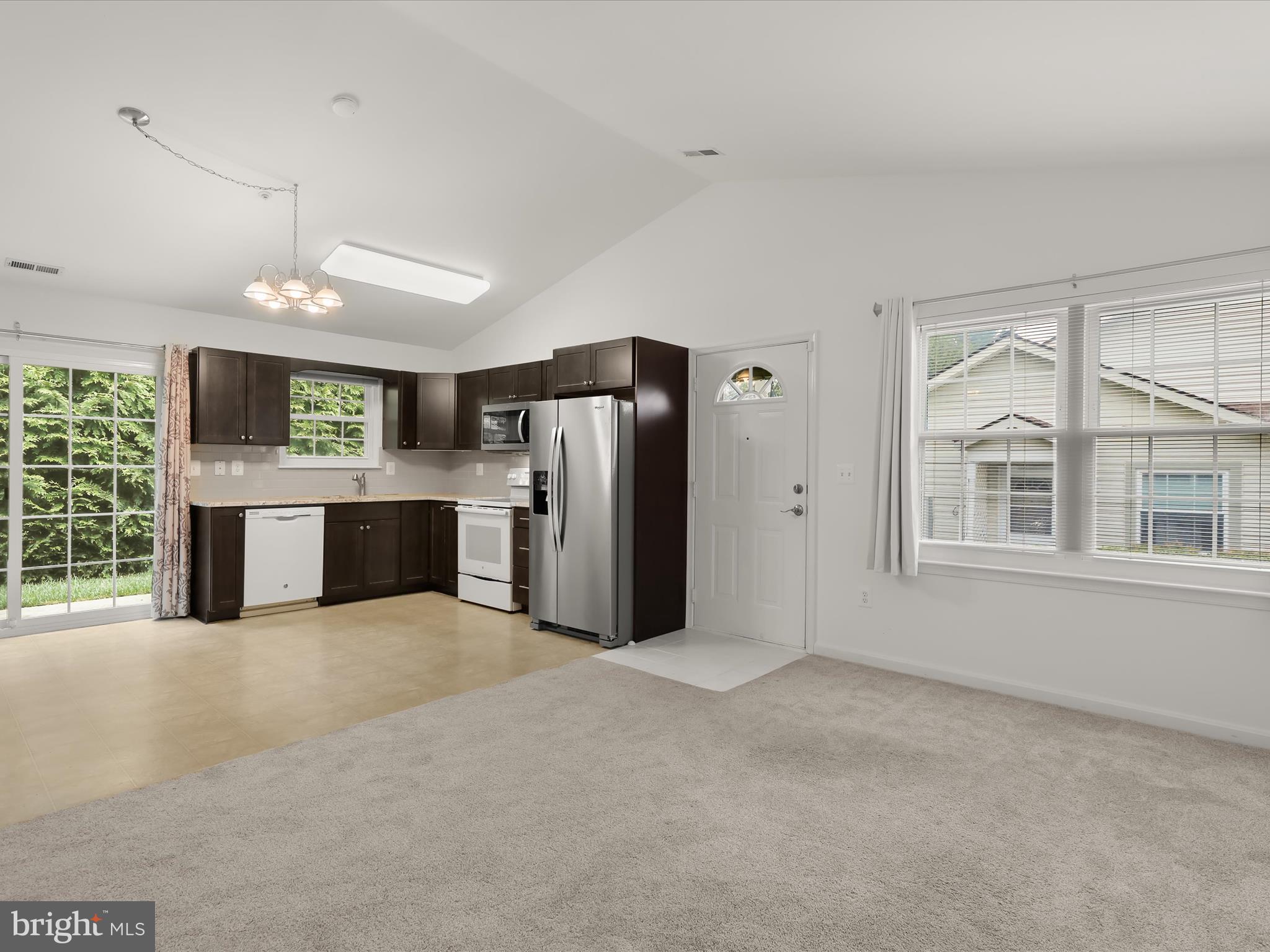 WINIFRED MANOR - Residential