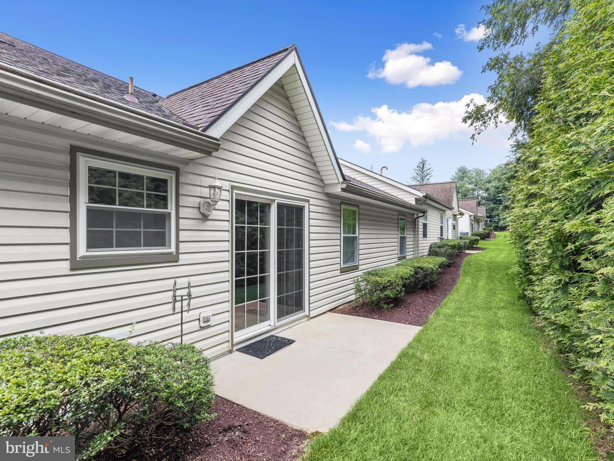 WINIFRED MANOR - Residential