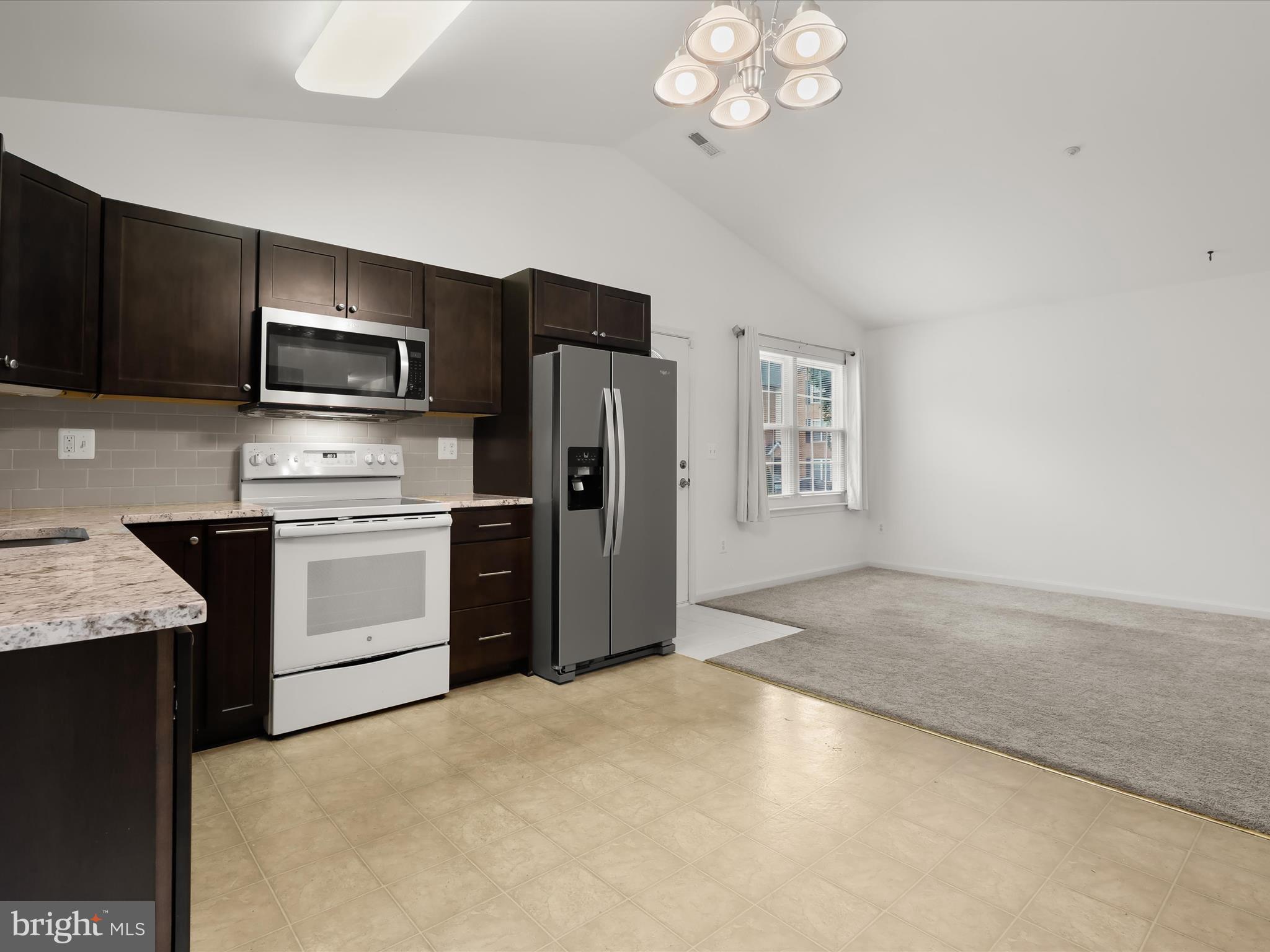 WINIFRED MANOR - Residential