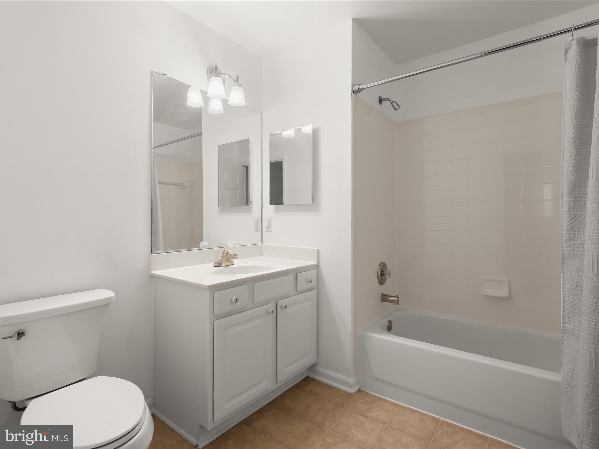 WINIFRED MANOR - Residential