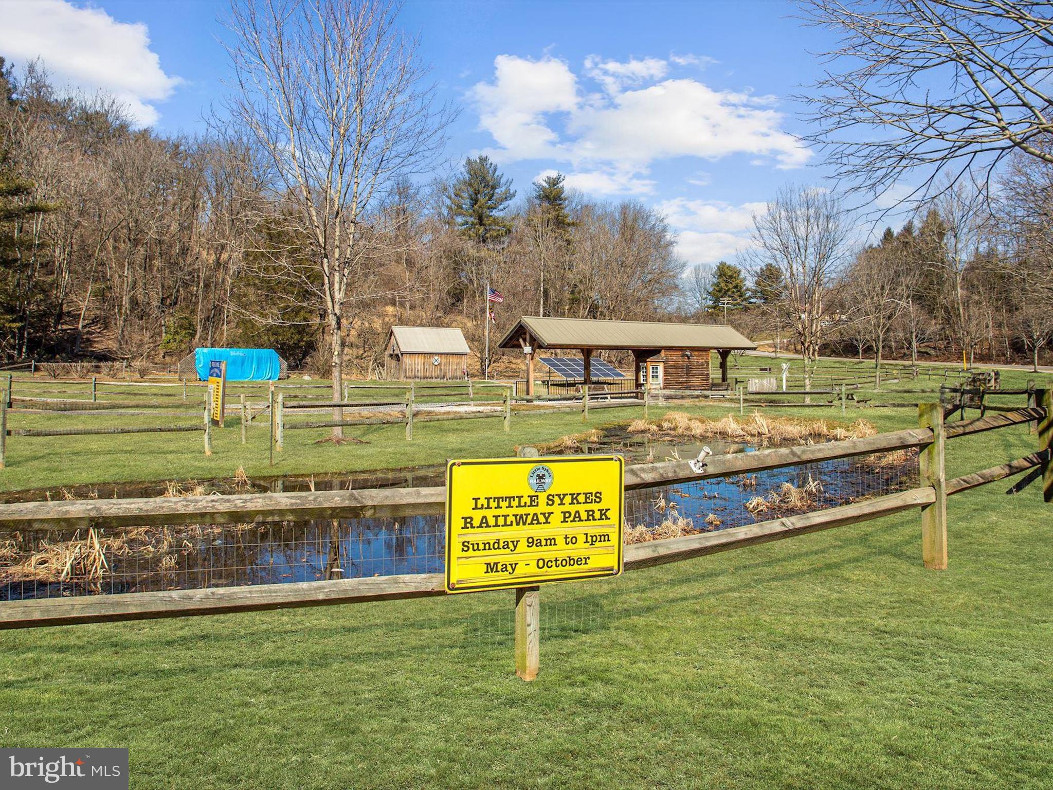 WINIFRED MANOR - Residential