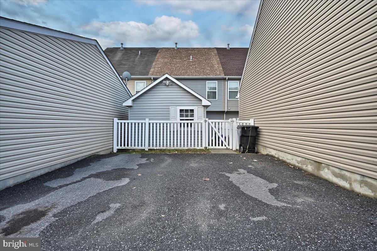 HARRISBURG CITY - Residential