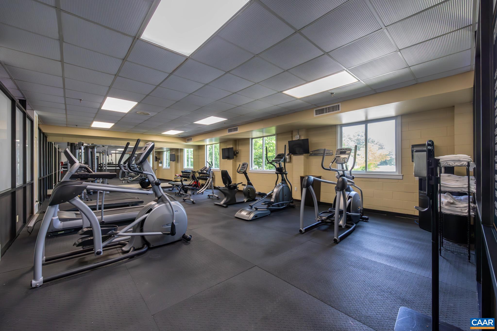 SHENANDOAH CROSSING - Land