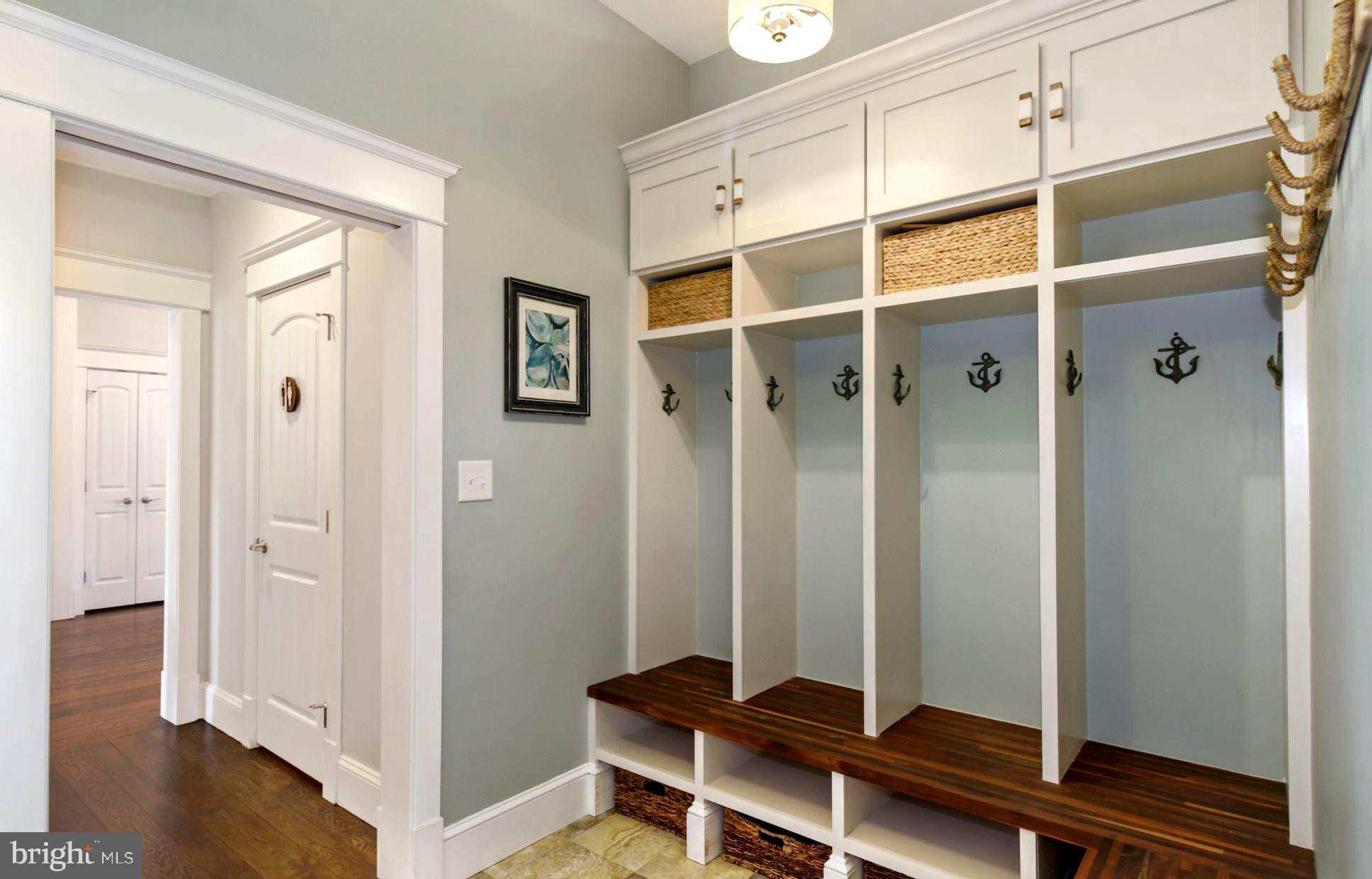 EASTPORT - Residential