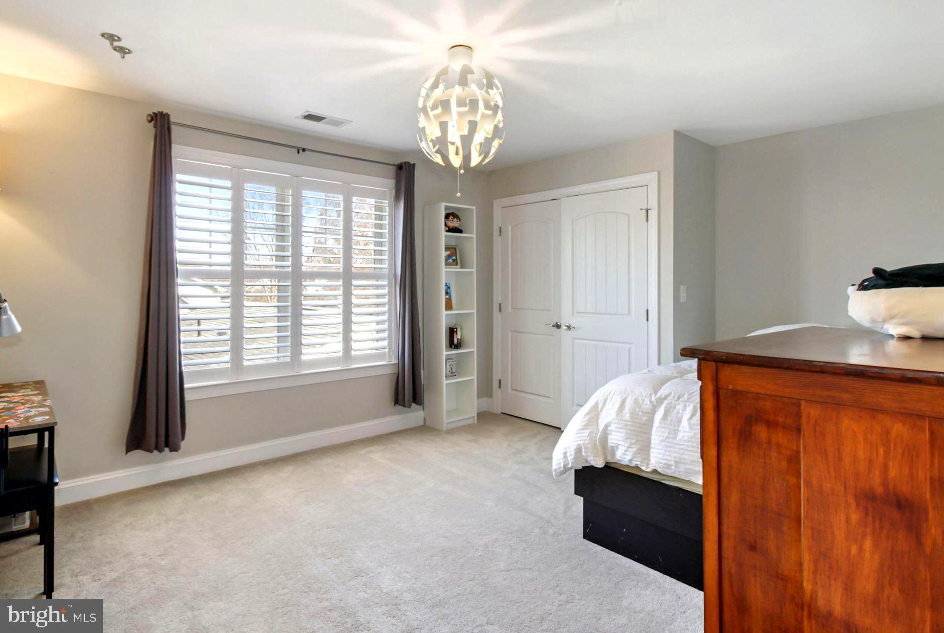 EASTPORT - Residential