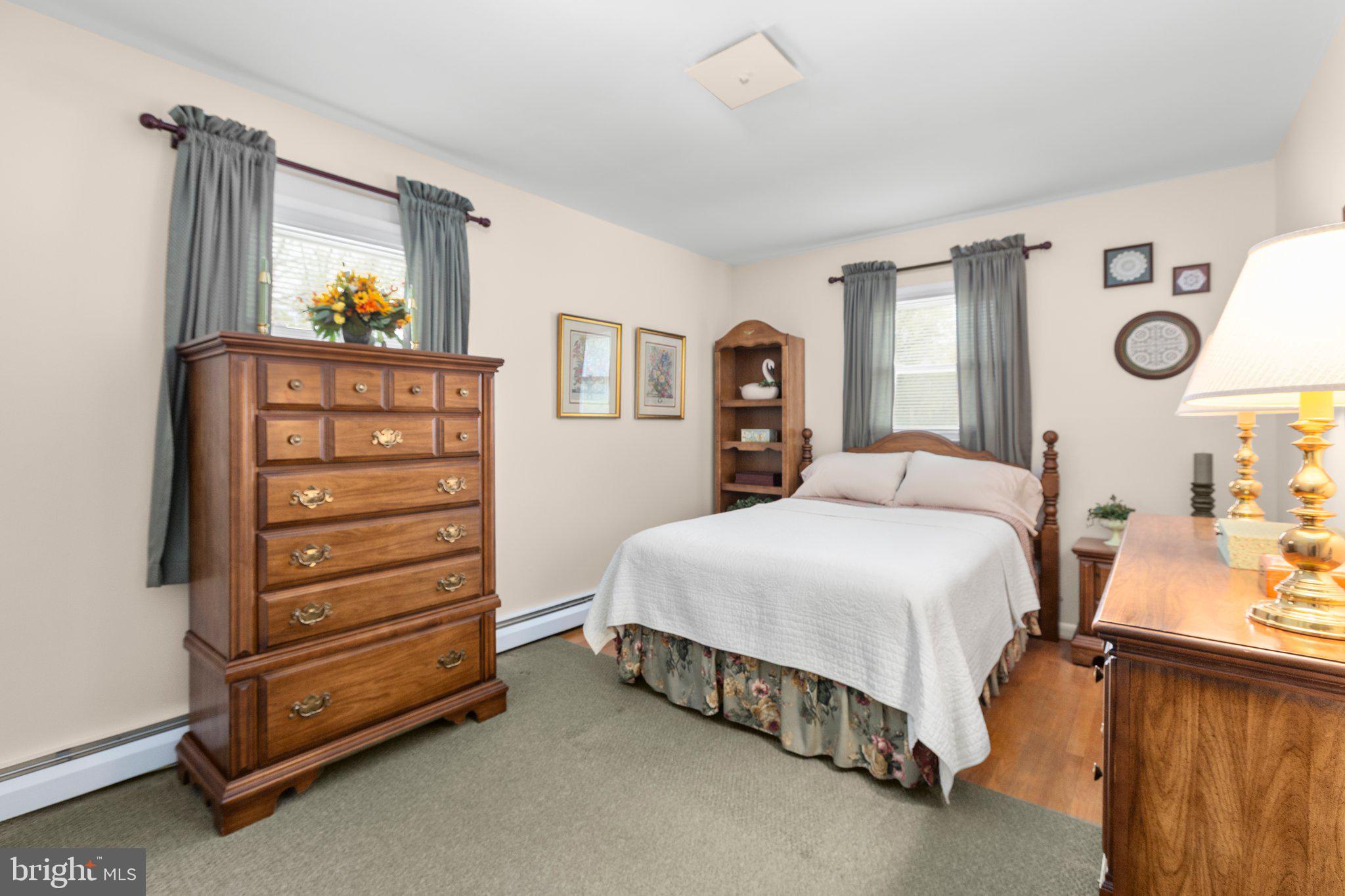 BIRCHDALE - Residential