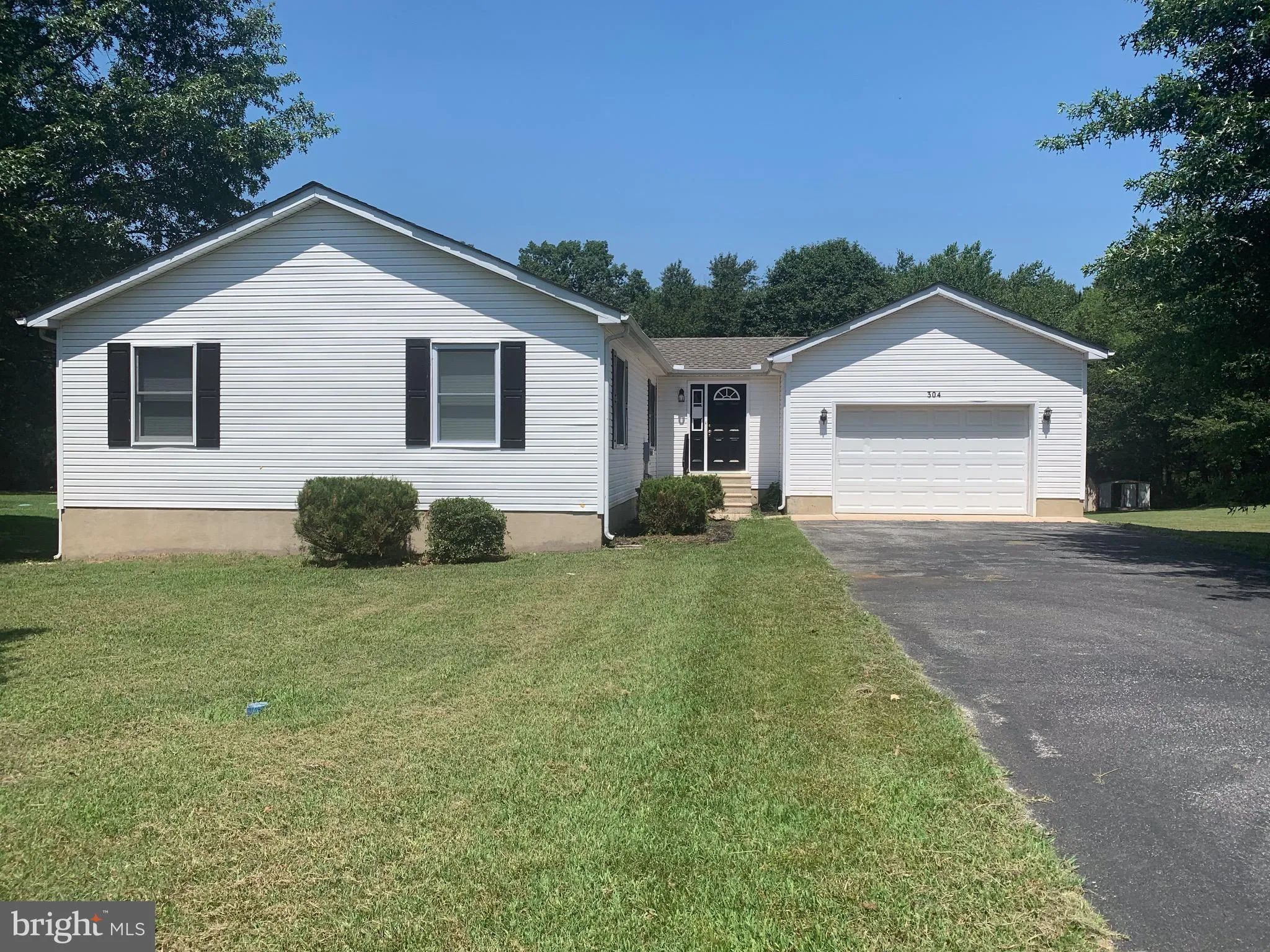 304 Holly Park Lane, Lincoln, DE 19960