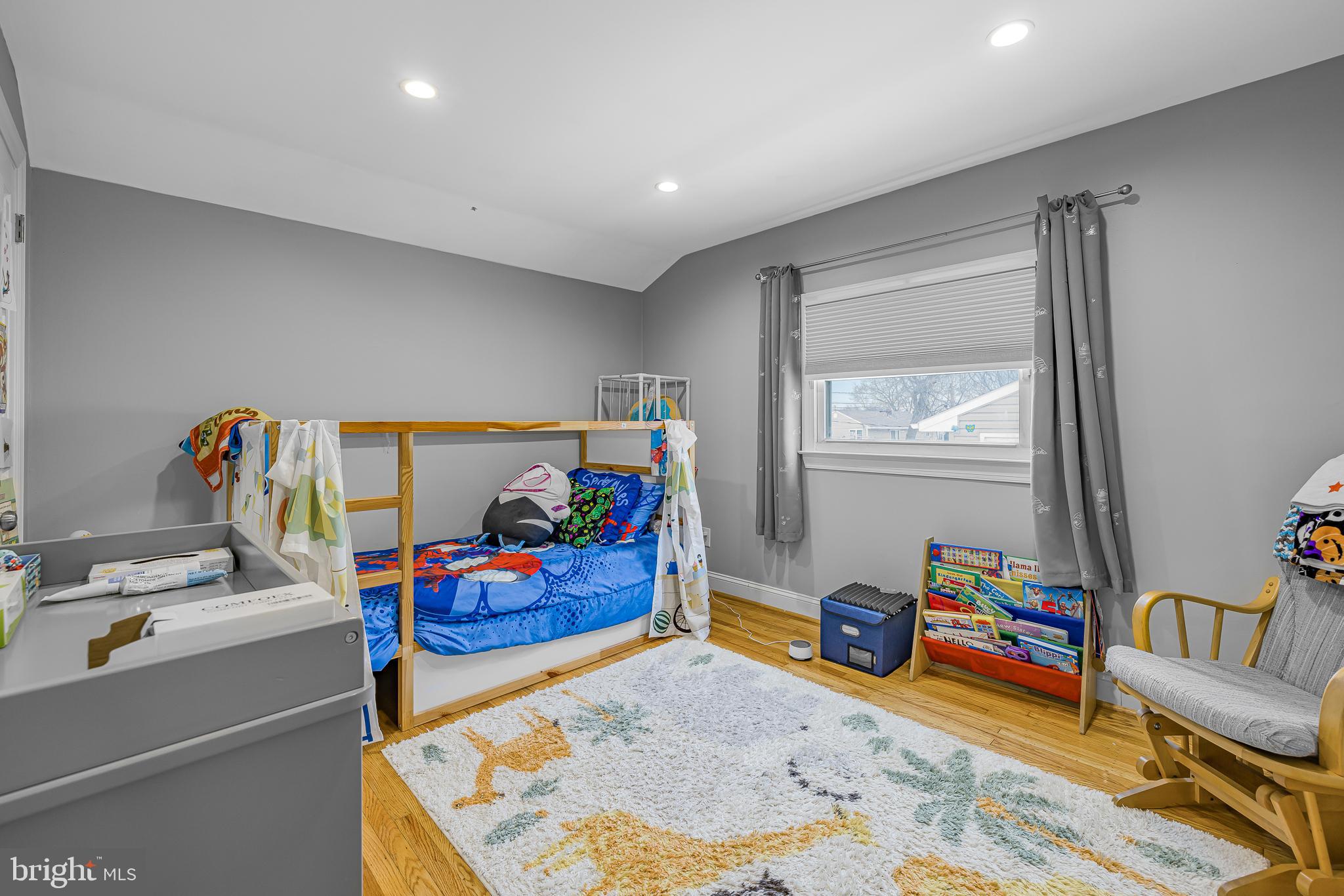 LONGVIEW FARMS - Residential