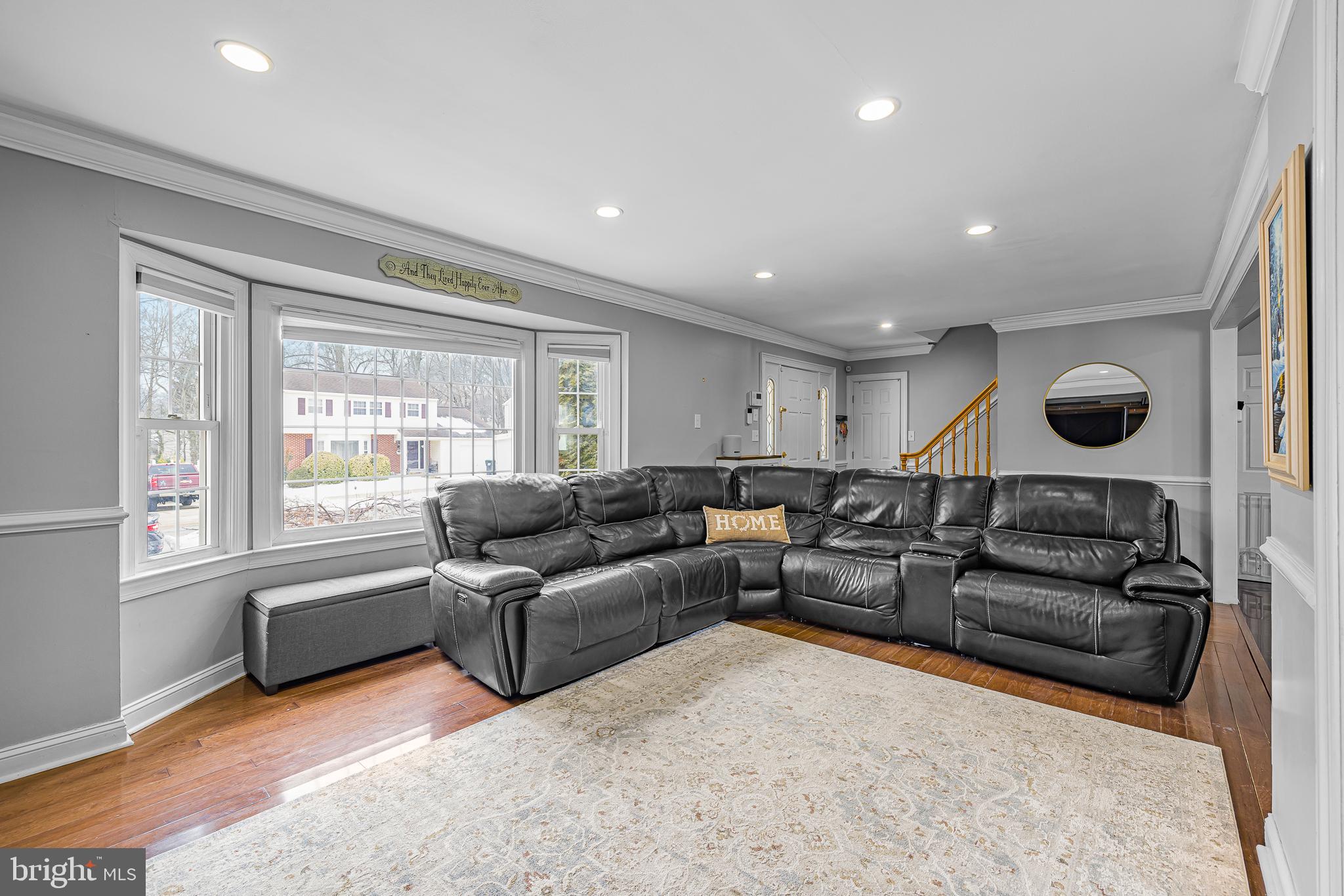 LONGVIEW FARMS - Residential