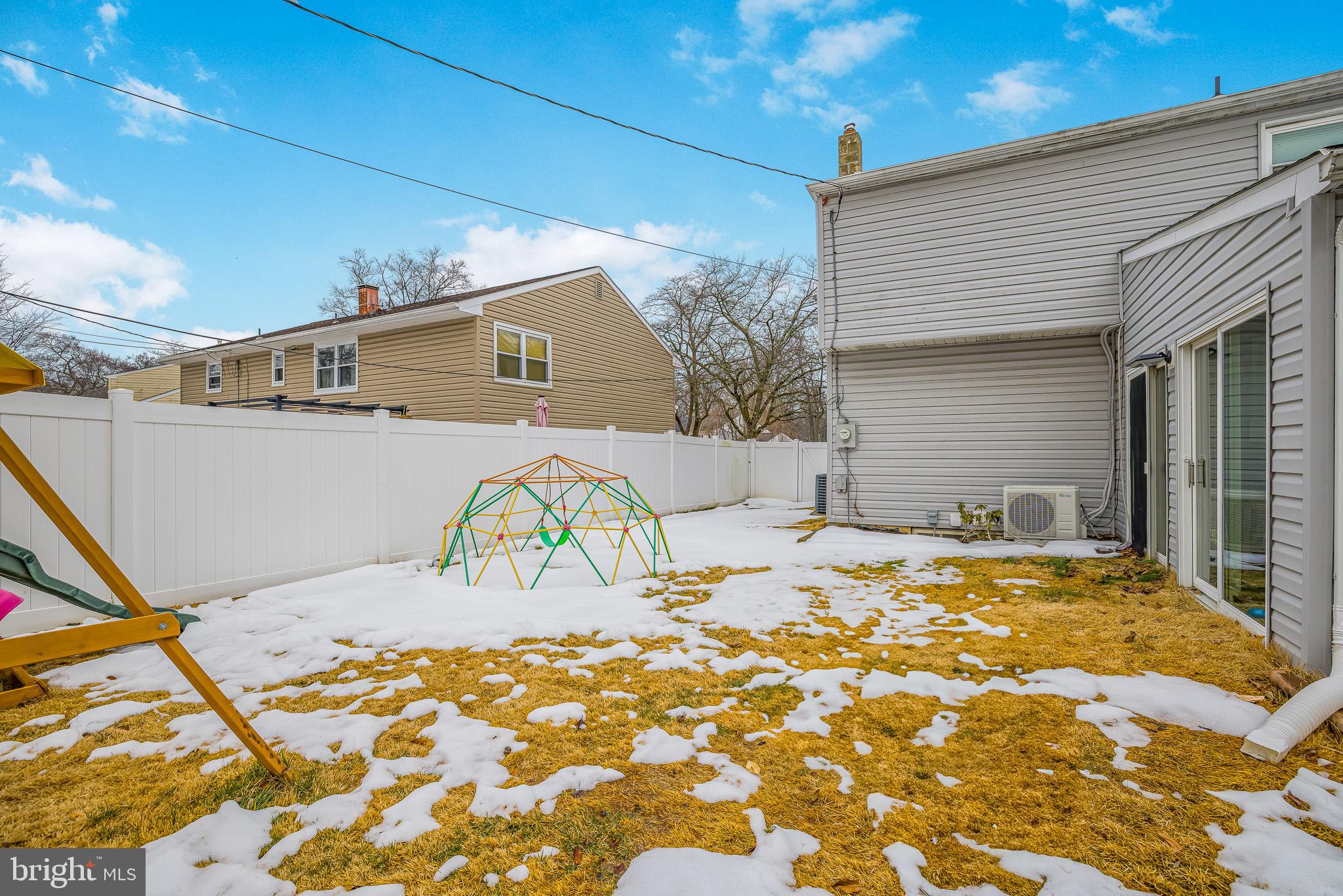 LONGVIEW FARMS - Residential