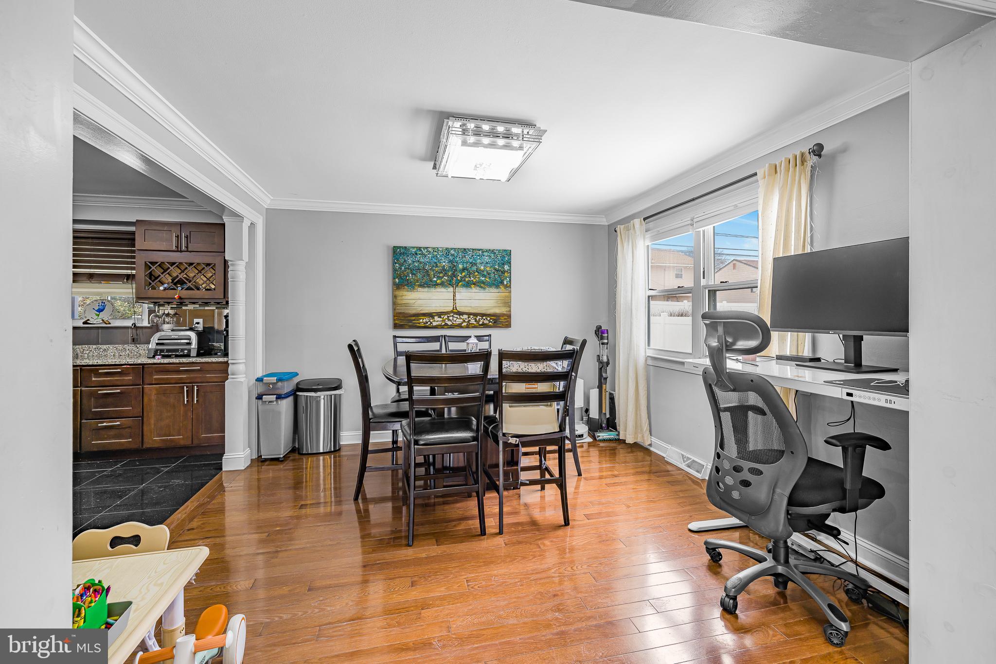 LONGVIEW FARMS - Residential