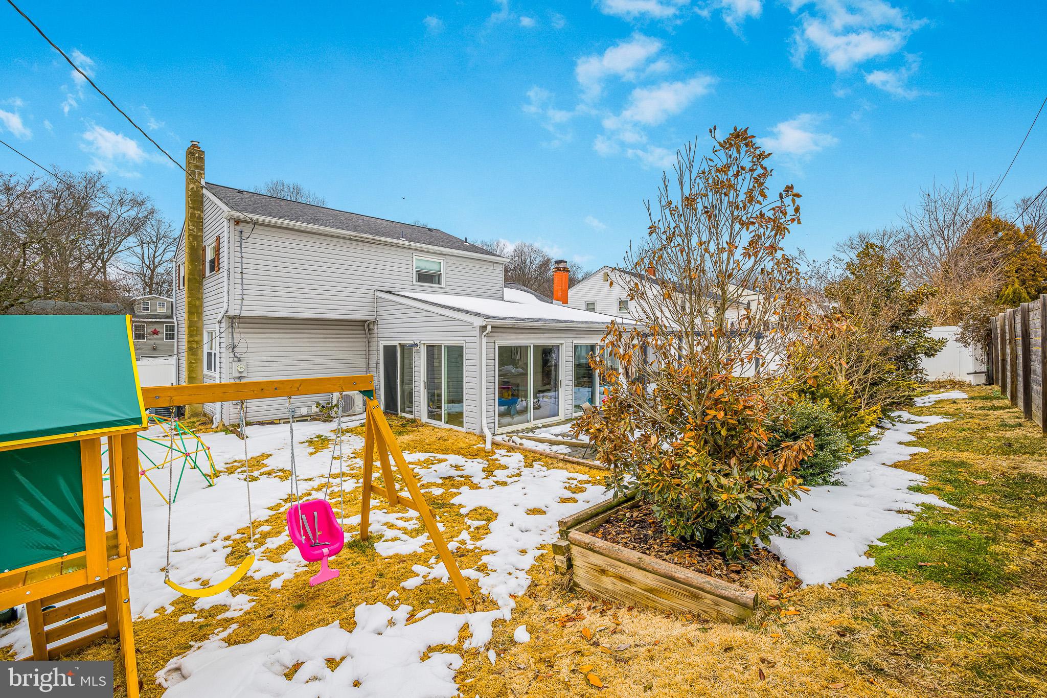 LONGVIEW FARMS - Residential