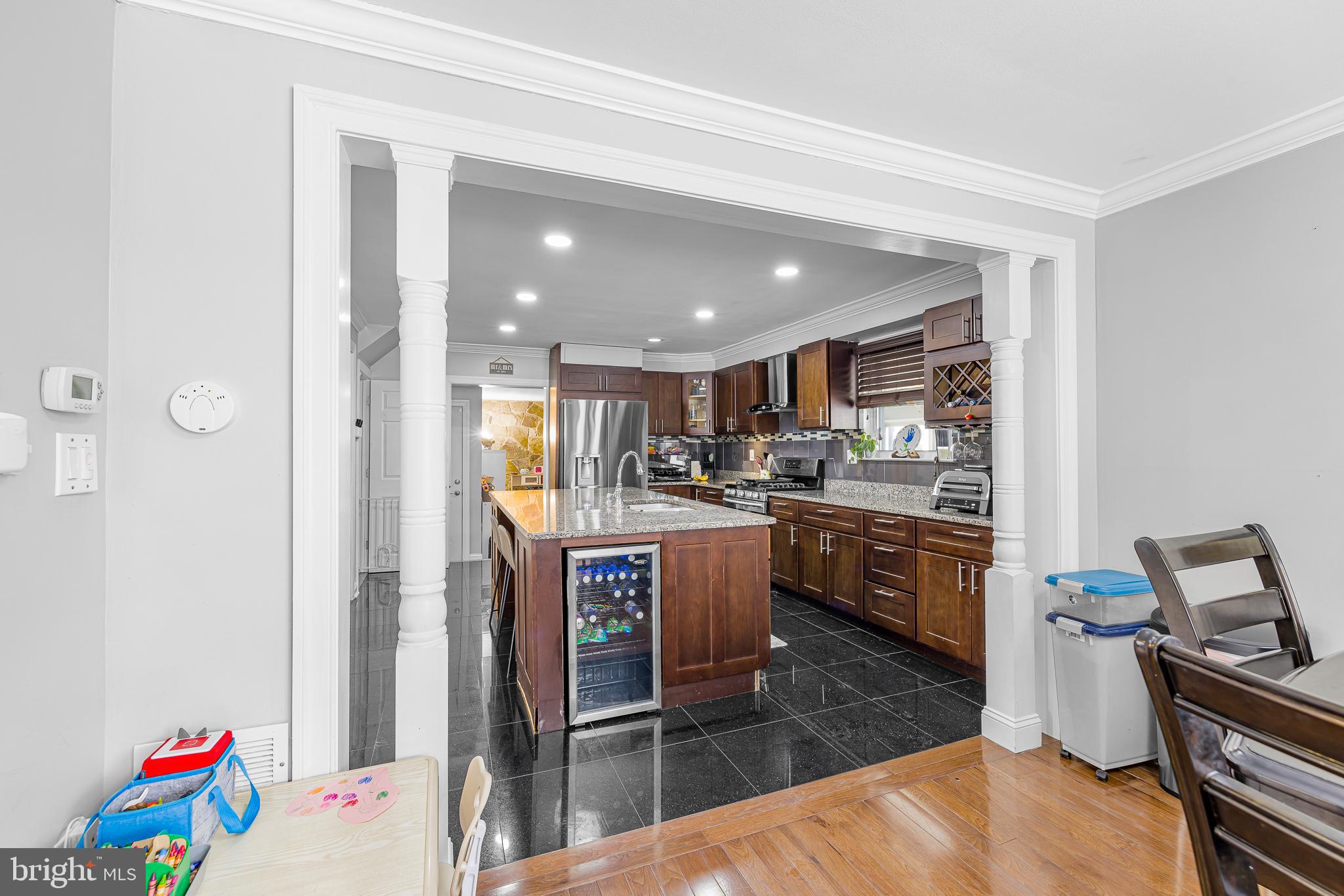 LONGVIEW FARMS - Residential