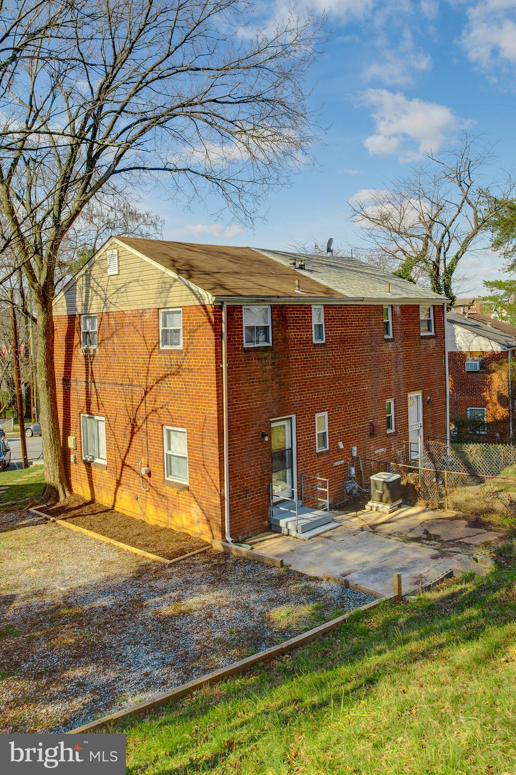 GREGORY FARMS - Residential