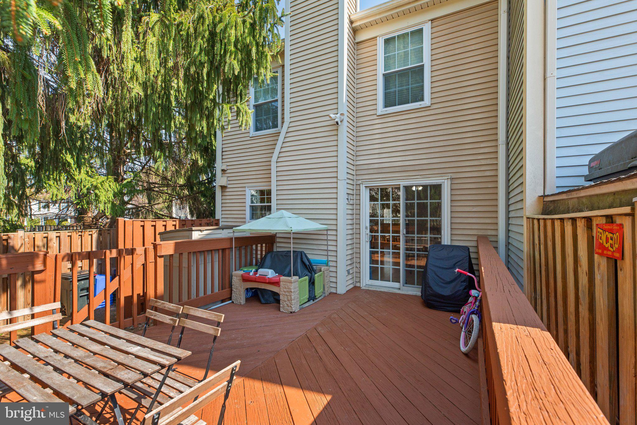 HALLOWELL - Residential