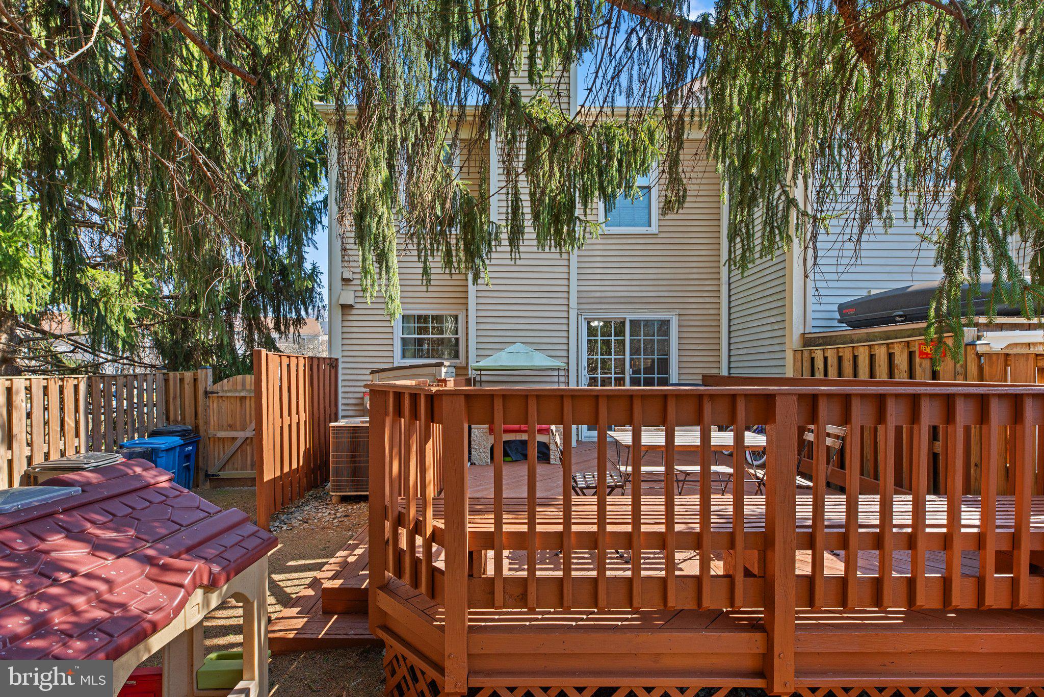 HALLOWELL - Residential