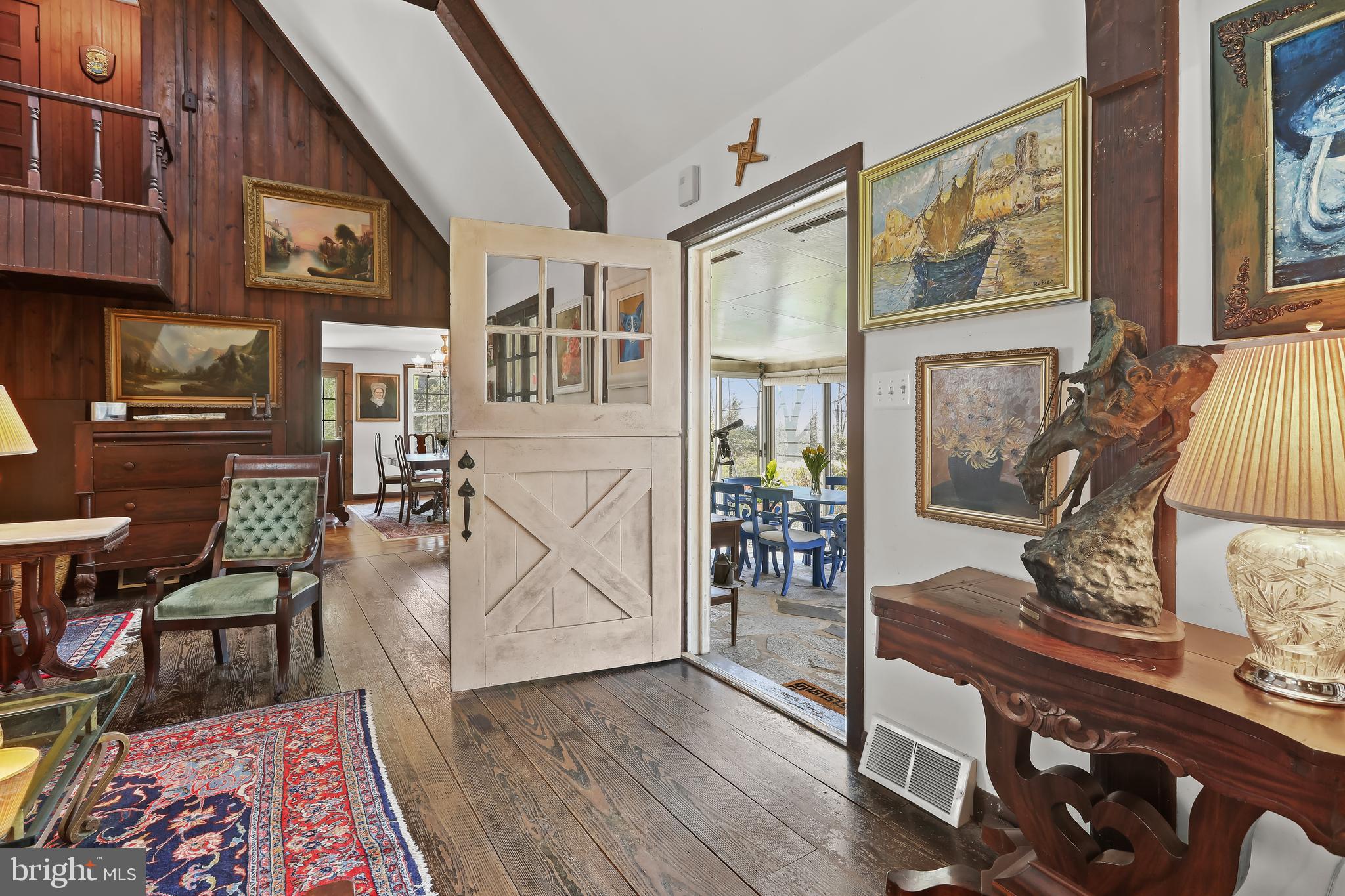 GIBSON ISLAND - Residential