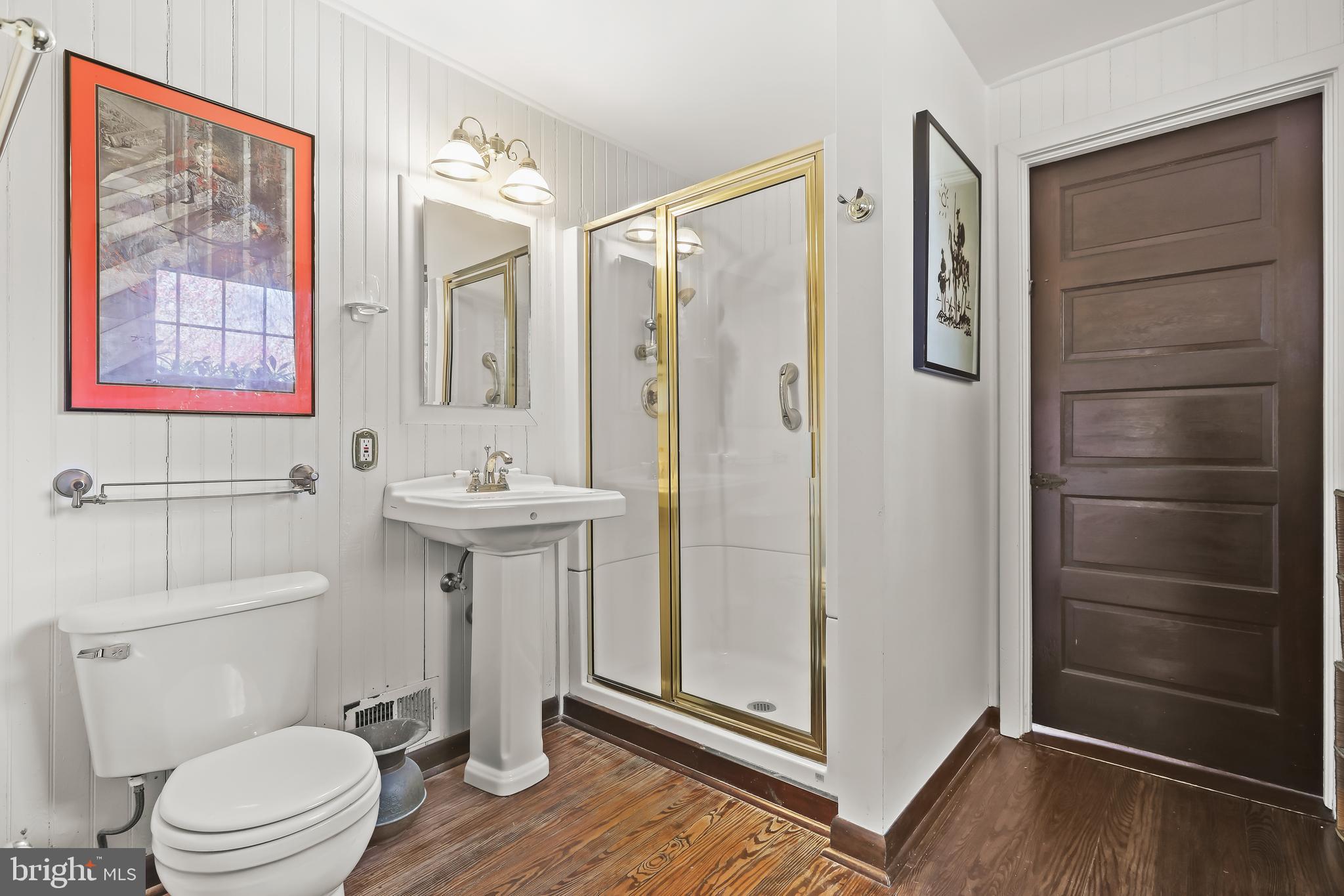 GIBSON ISLAND - Residential