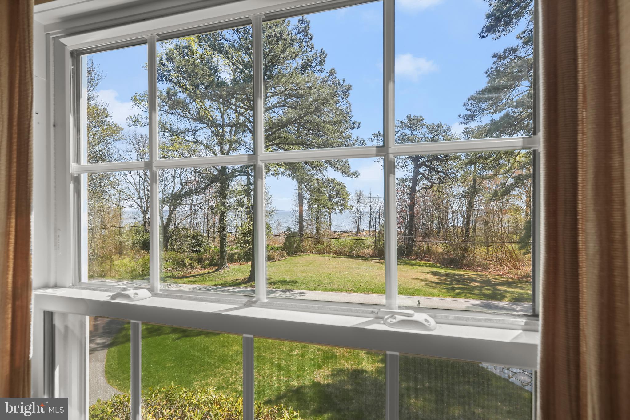 GIBSON ISLAND - Residential