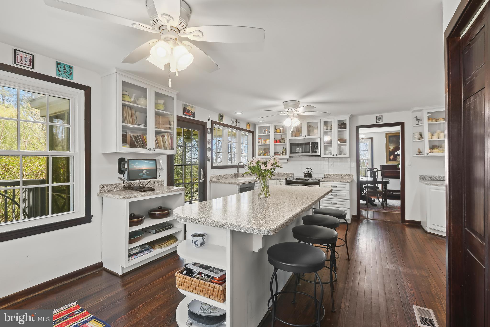 GIBSON ISLAND - Residential