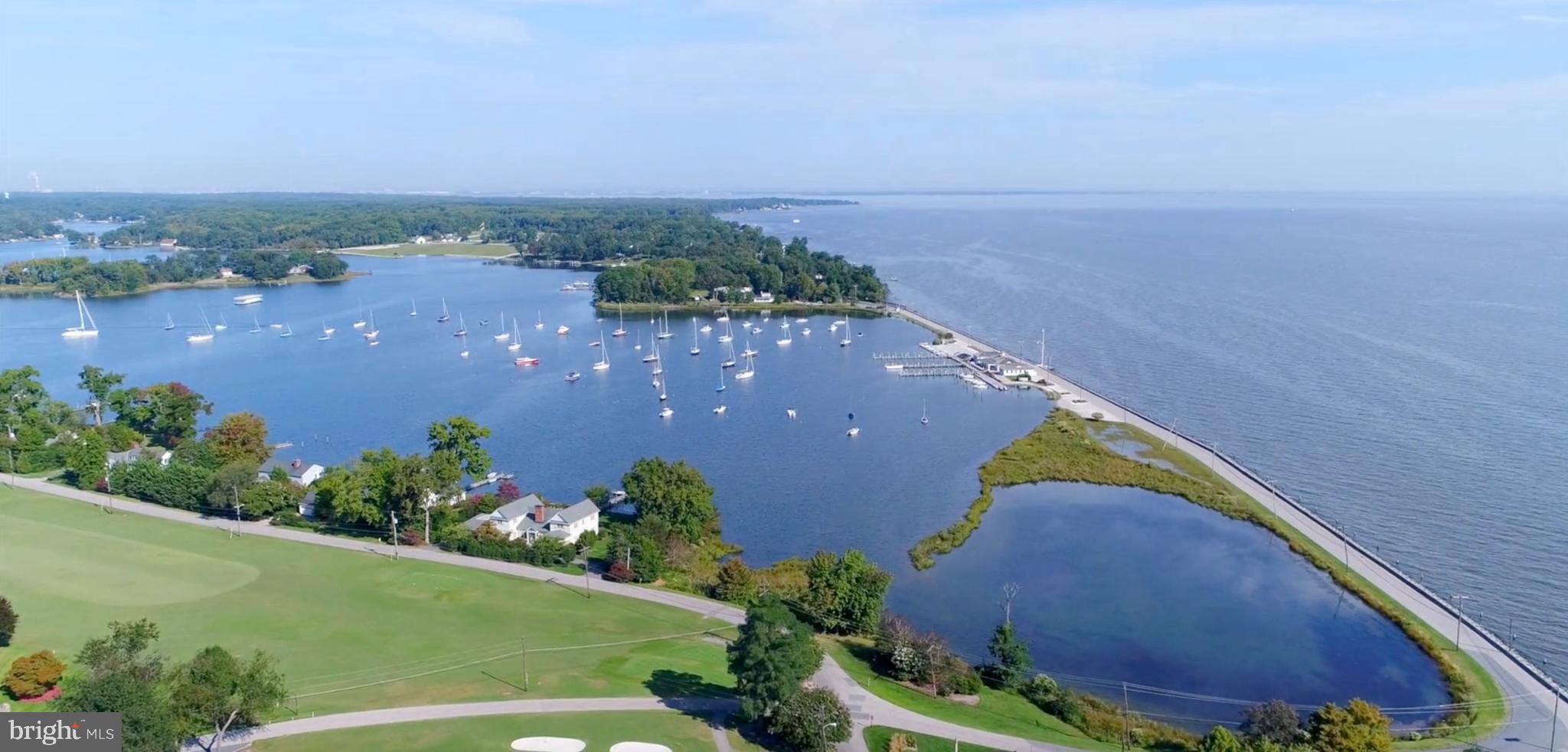 GIBSON ISLAND - Residential