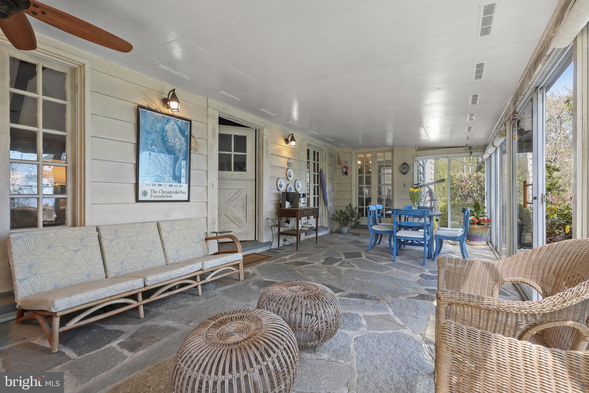 GIBSON ISLAND - Residential