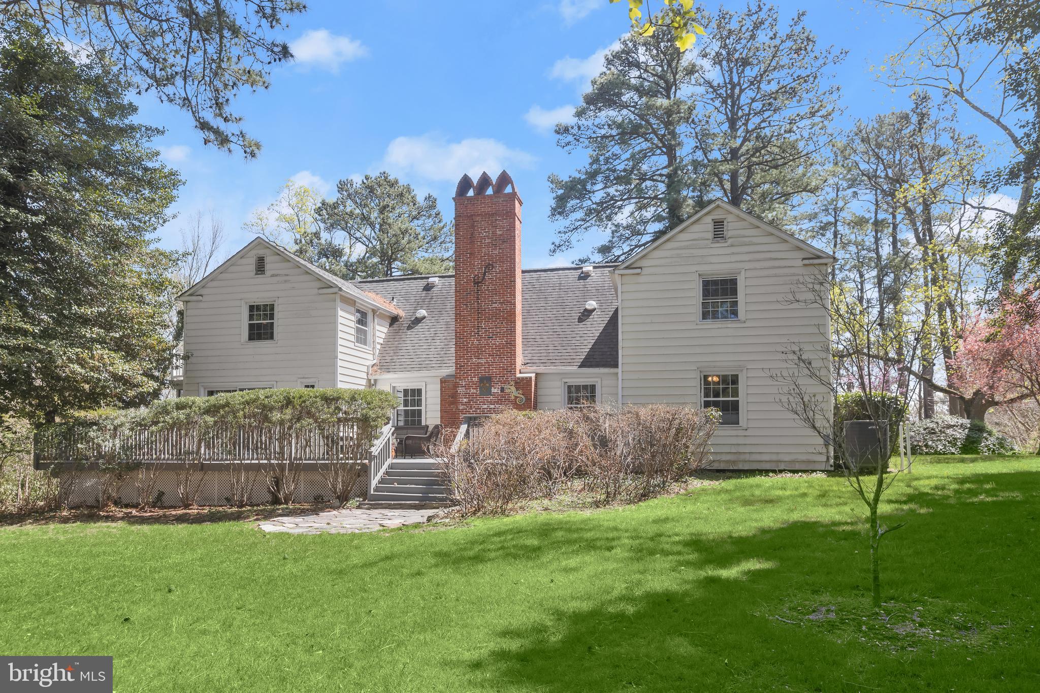 GIBSON ISLAND - Residential