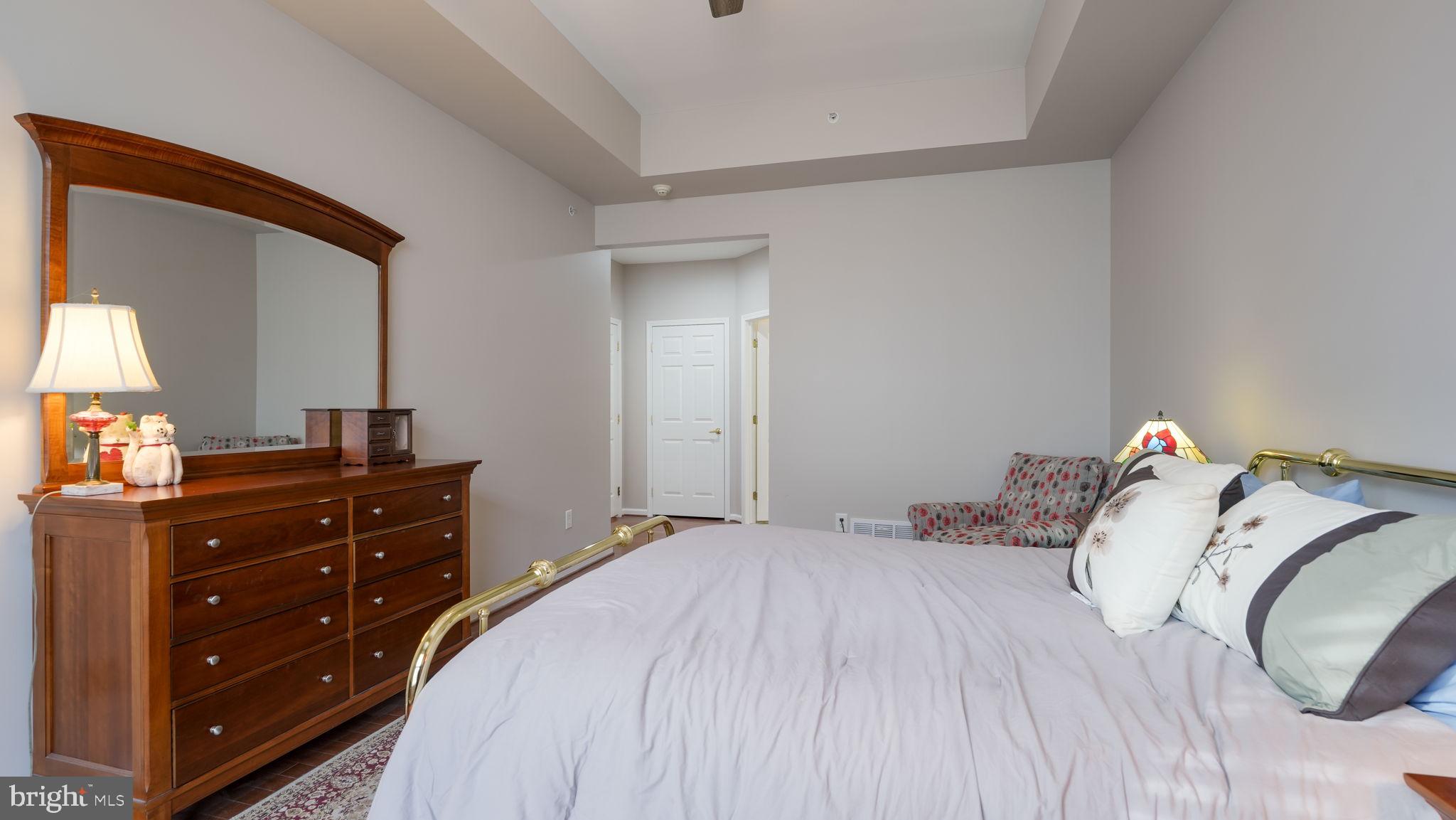 LAMPLIGHTER VILLAGE - Residential