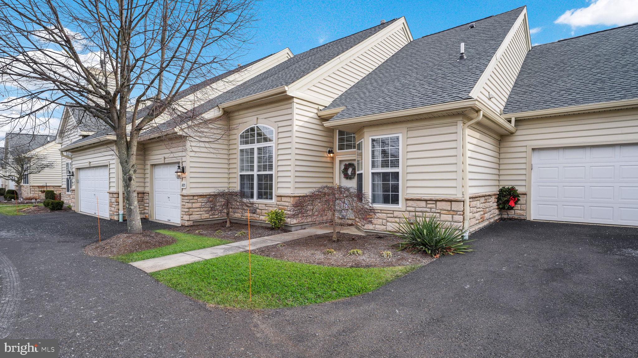 LAMPLIGHTER VILLAGE - Residential