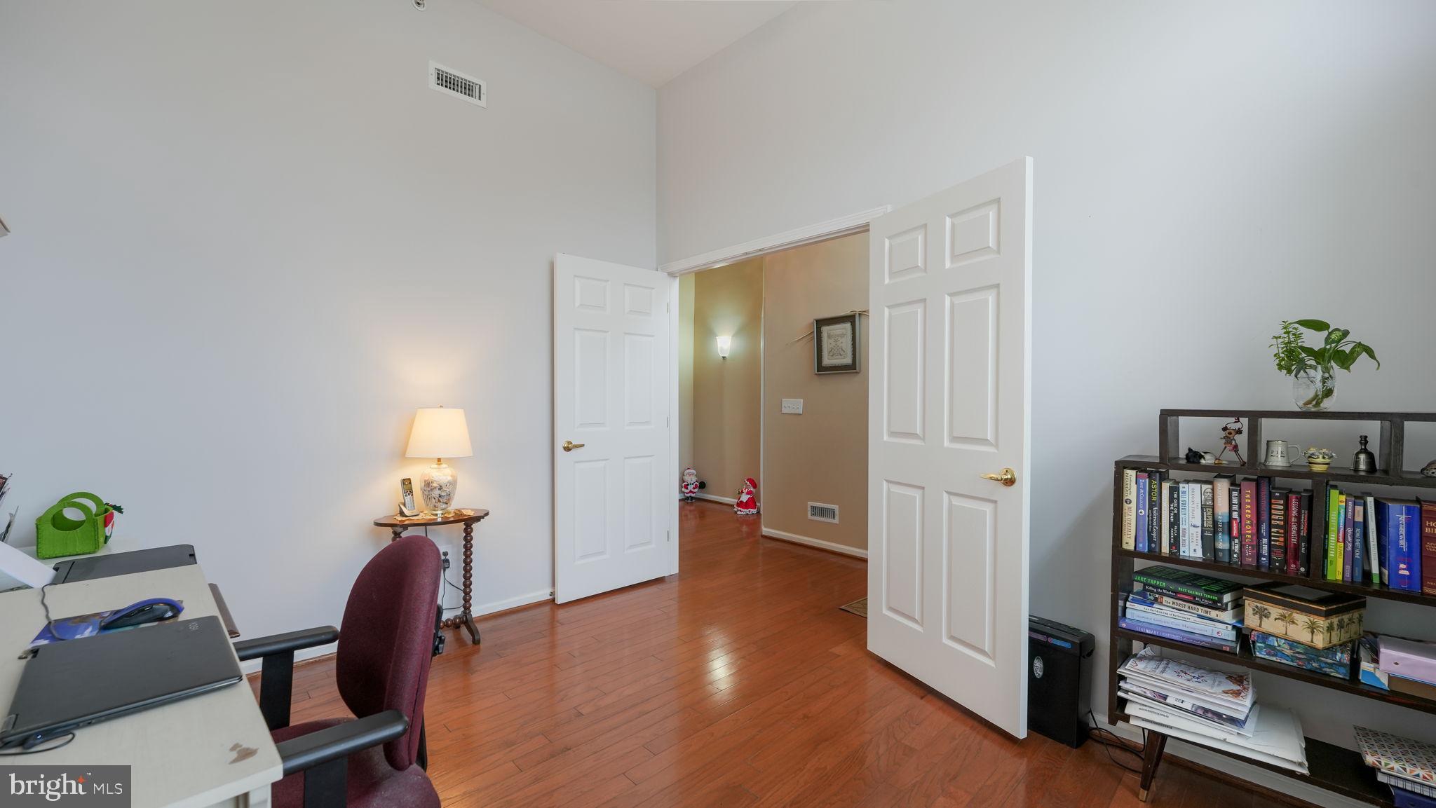 LAMPLIGHTER VILLAGE - Residential