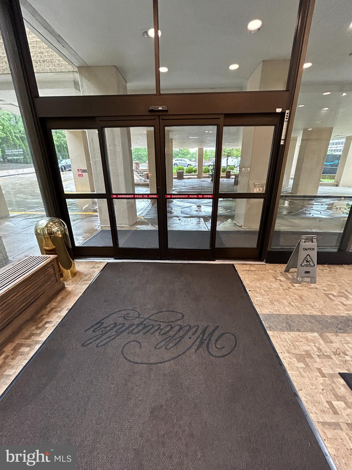 WILLOUGHBY OF CHEVY CHASE - Residential Lease