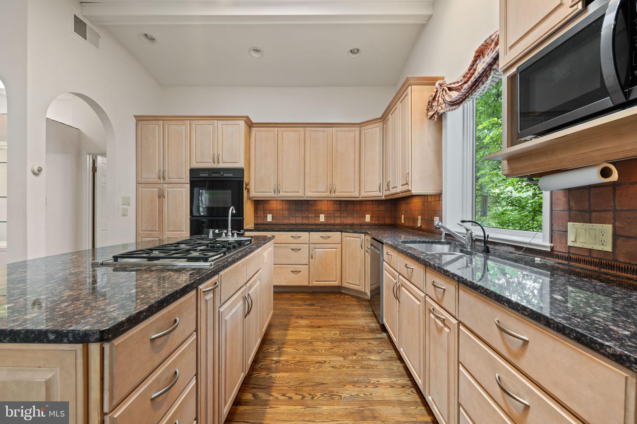 BRAEWOOD - Residential