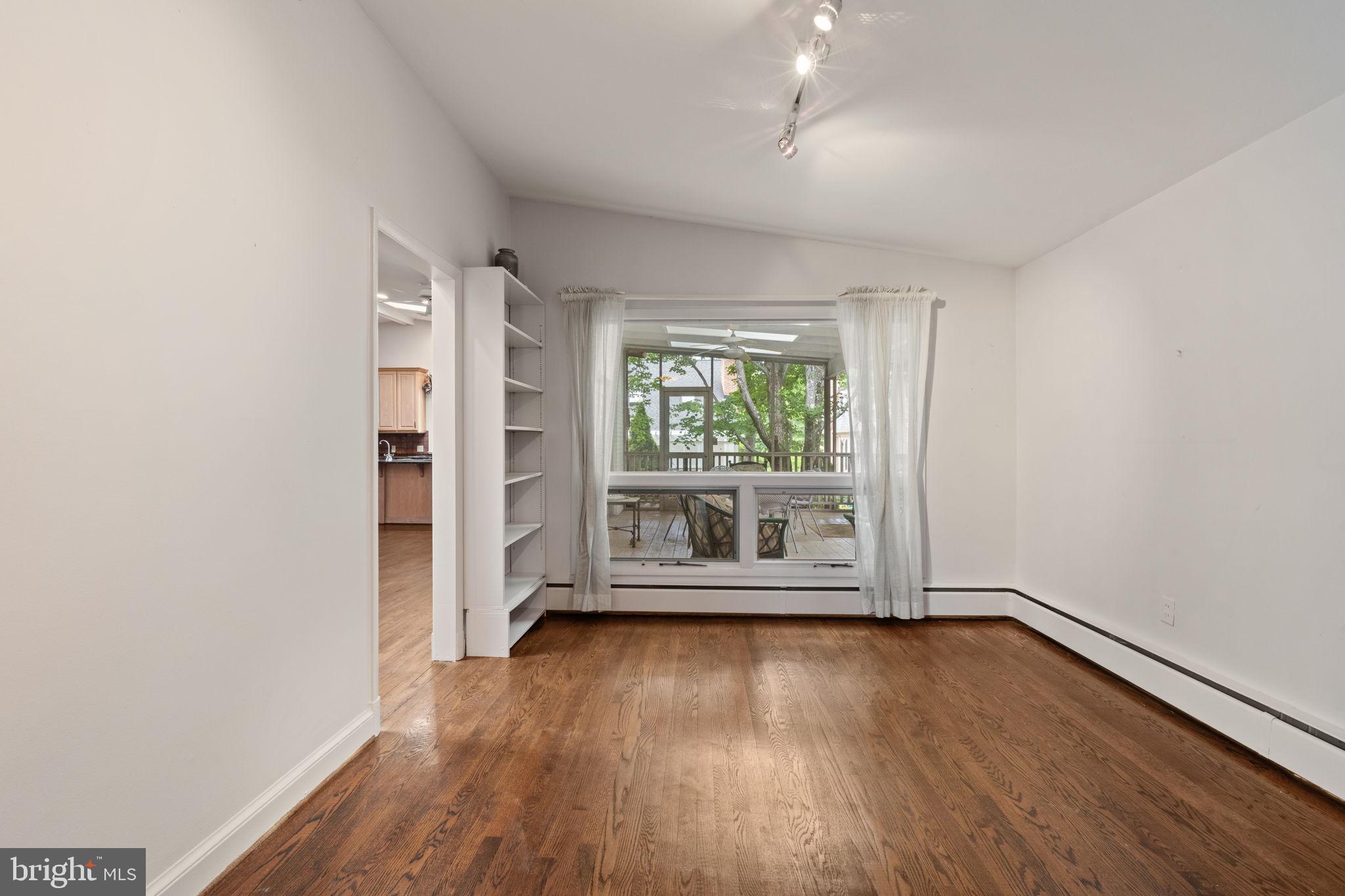 BRAEWOOD - Residential