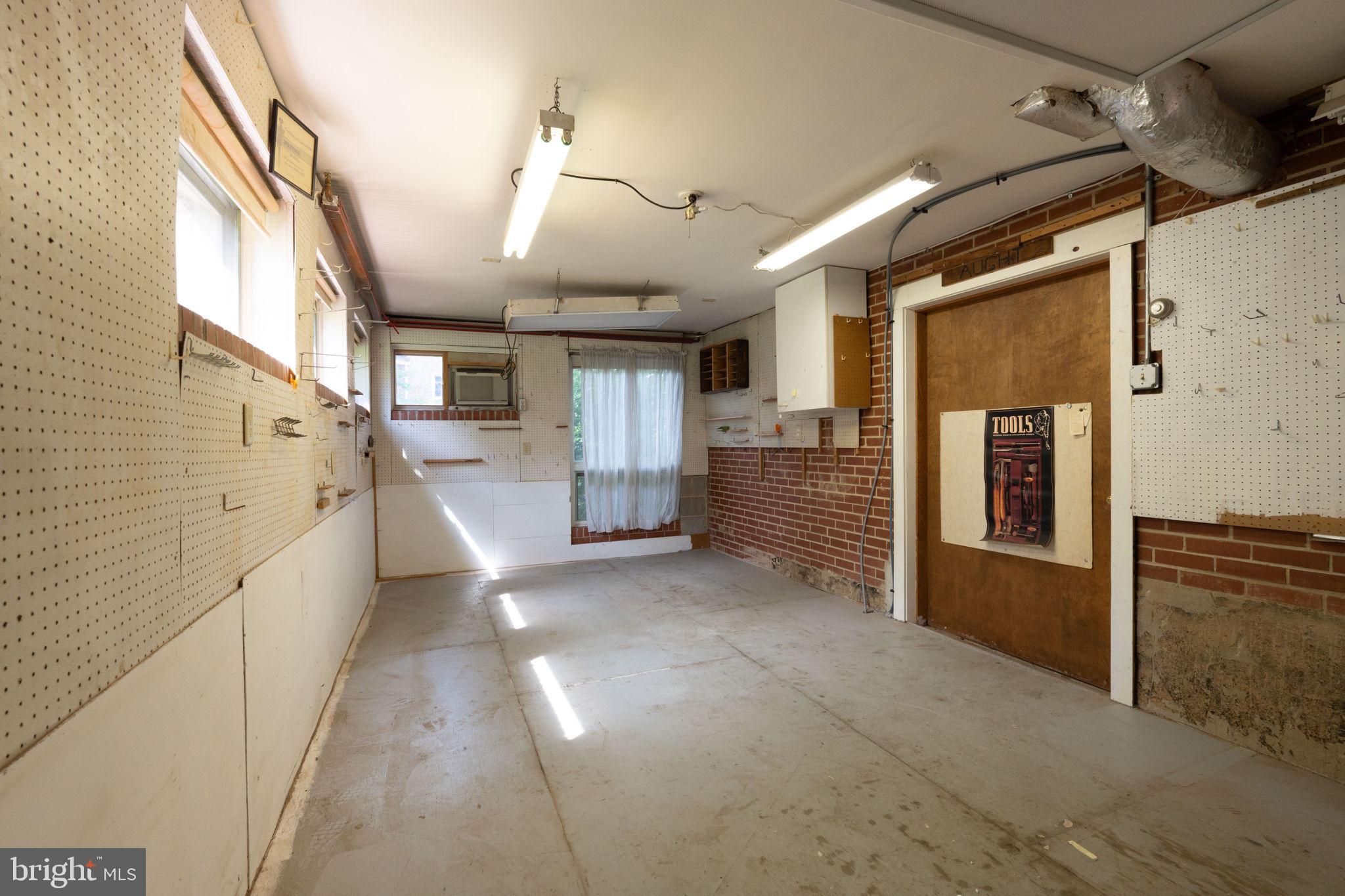 BRAEWOOD - Residential