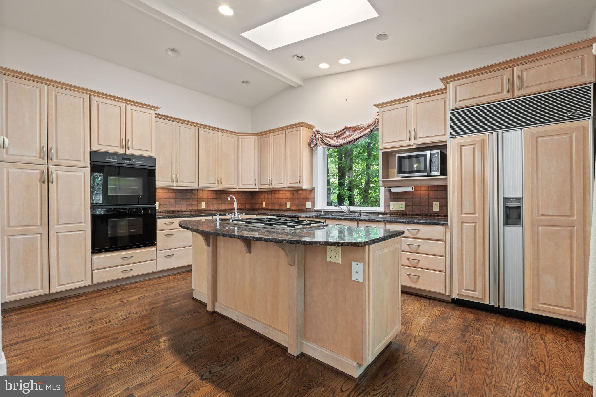 BRAEWOOD - Residential