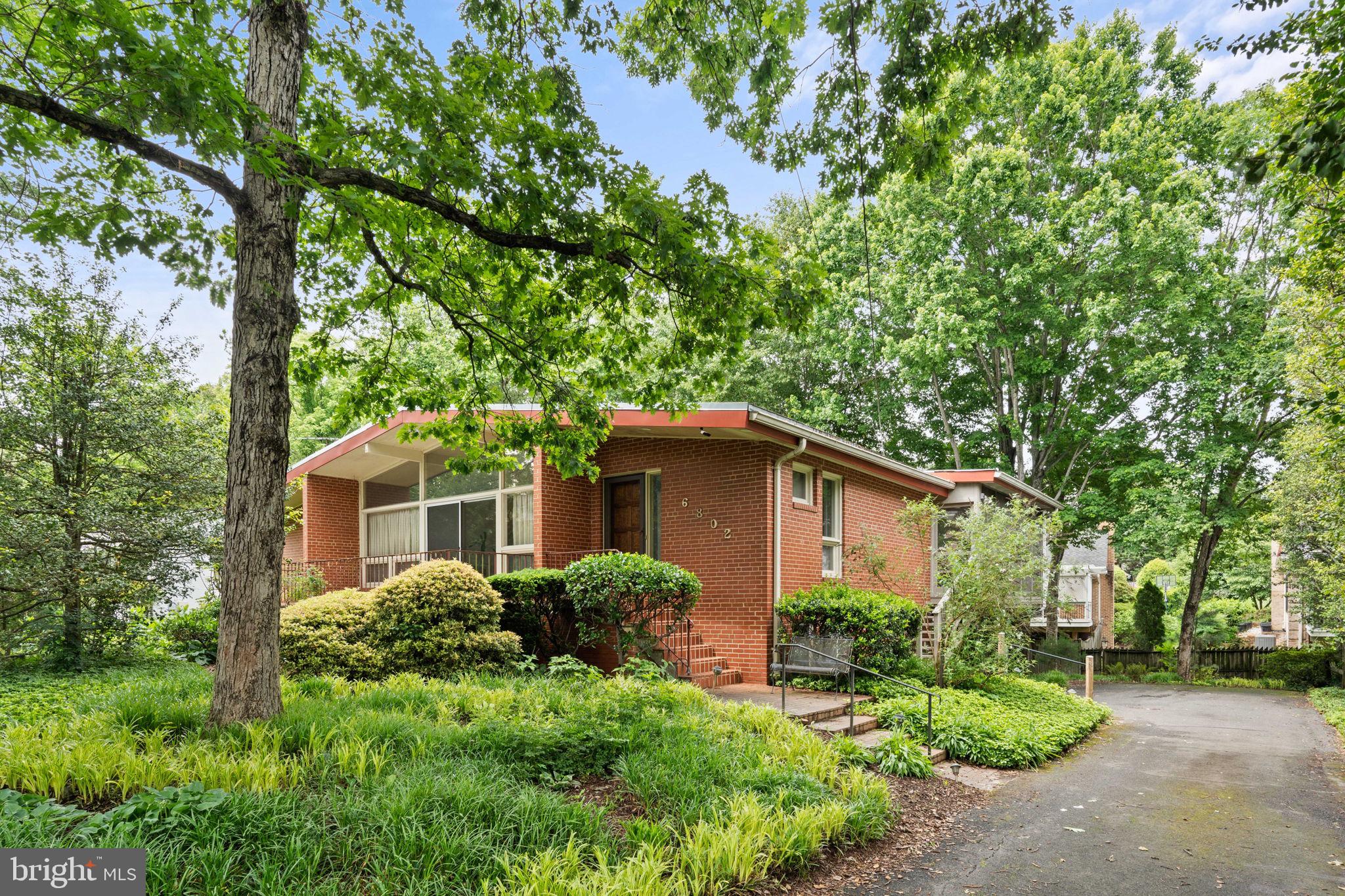 BRAEWOOD - Residential