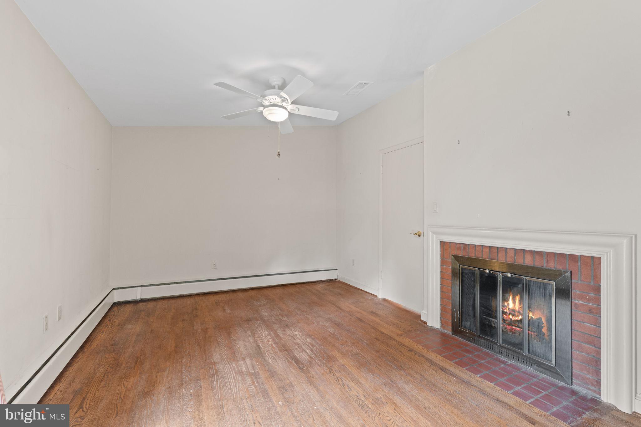 BRAEWOOD - Residential