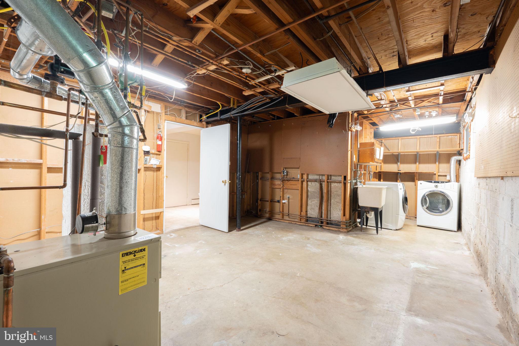 BRAEWOOD - Residential